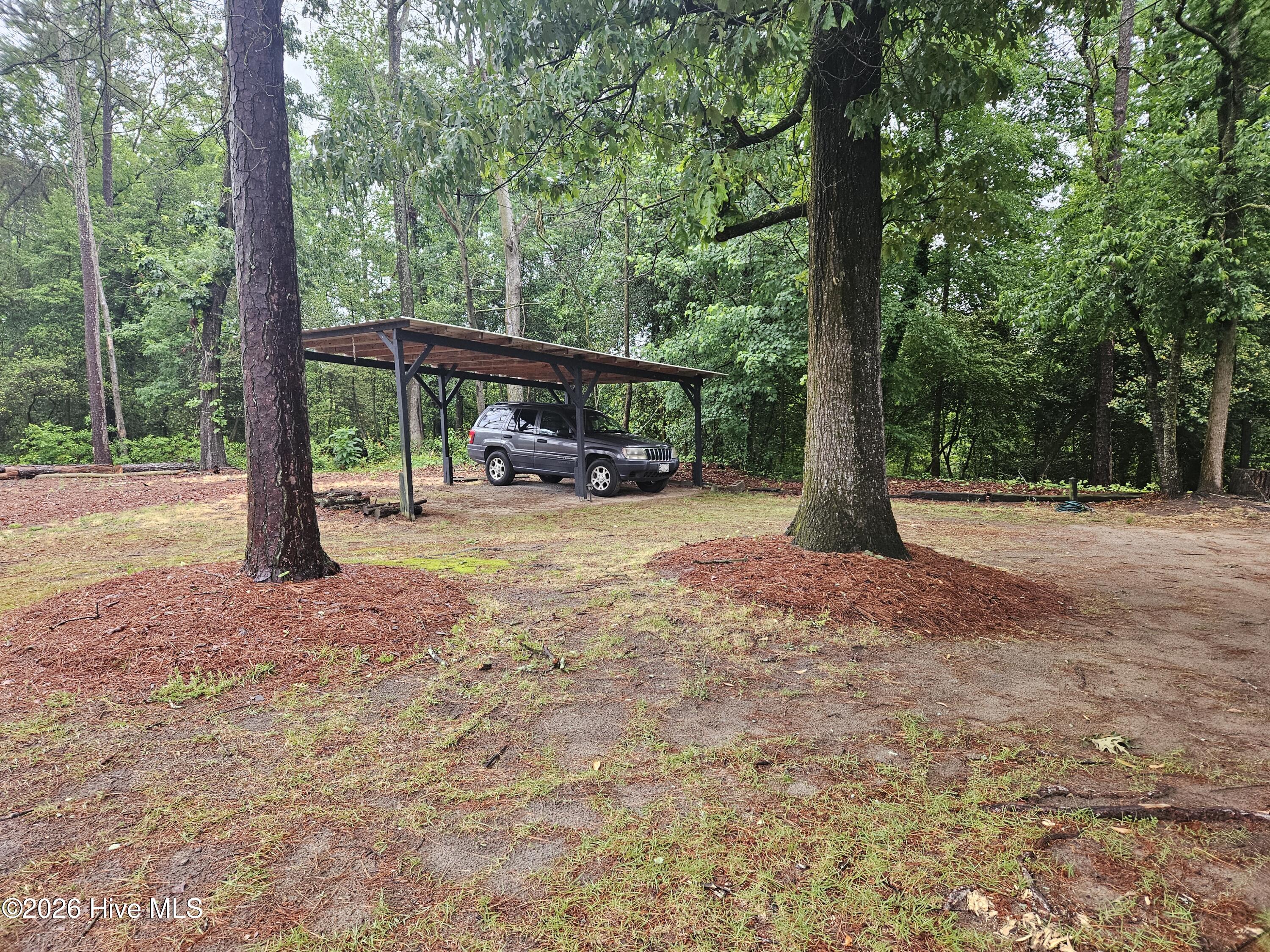 301 Fork Lake Drive Property Photo 11