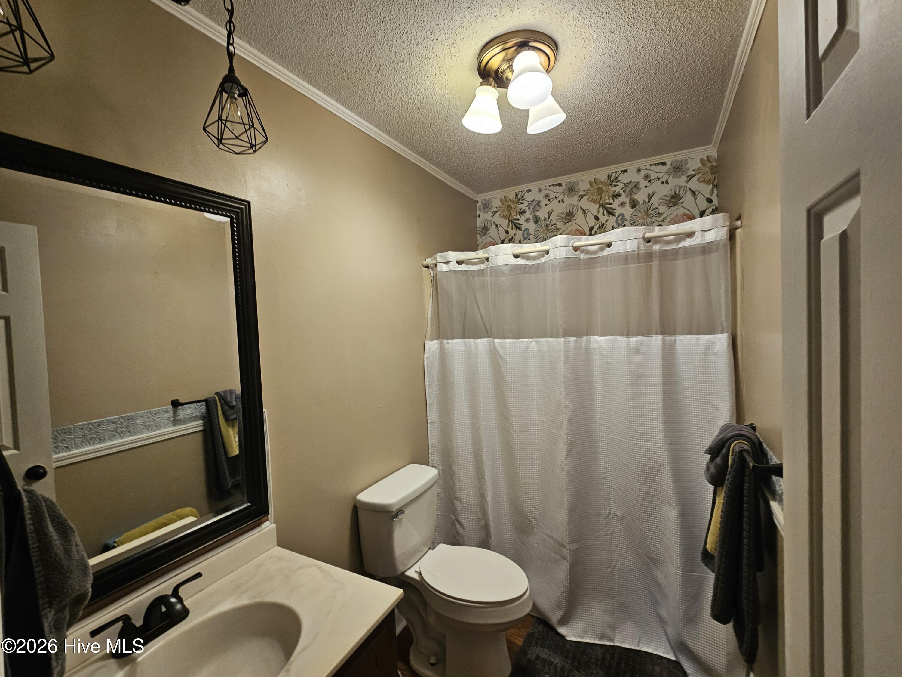 301 Fork Lake Drive Property Photo 33