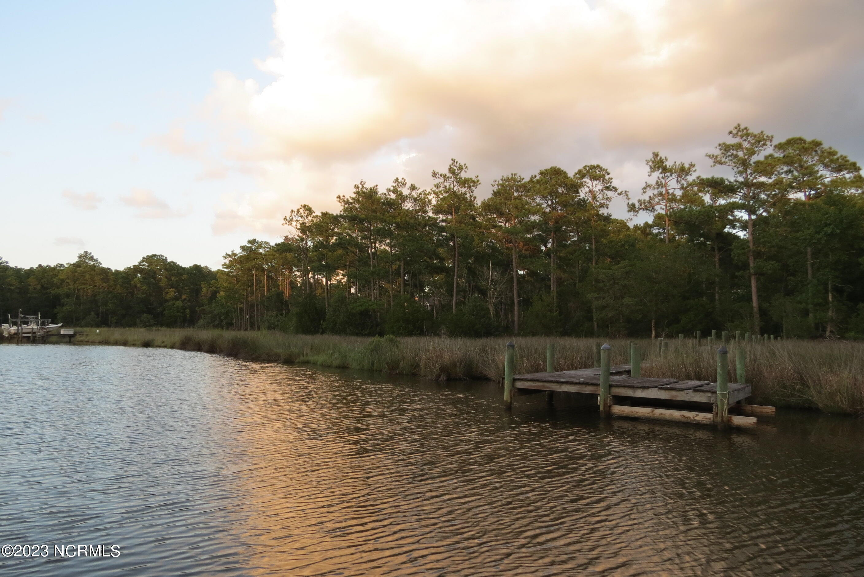 2504 19 Brown Creek Road Property Photo 7