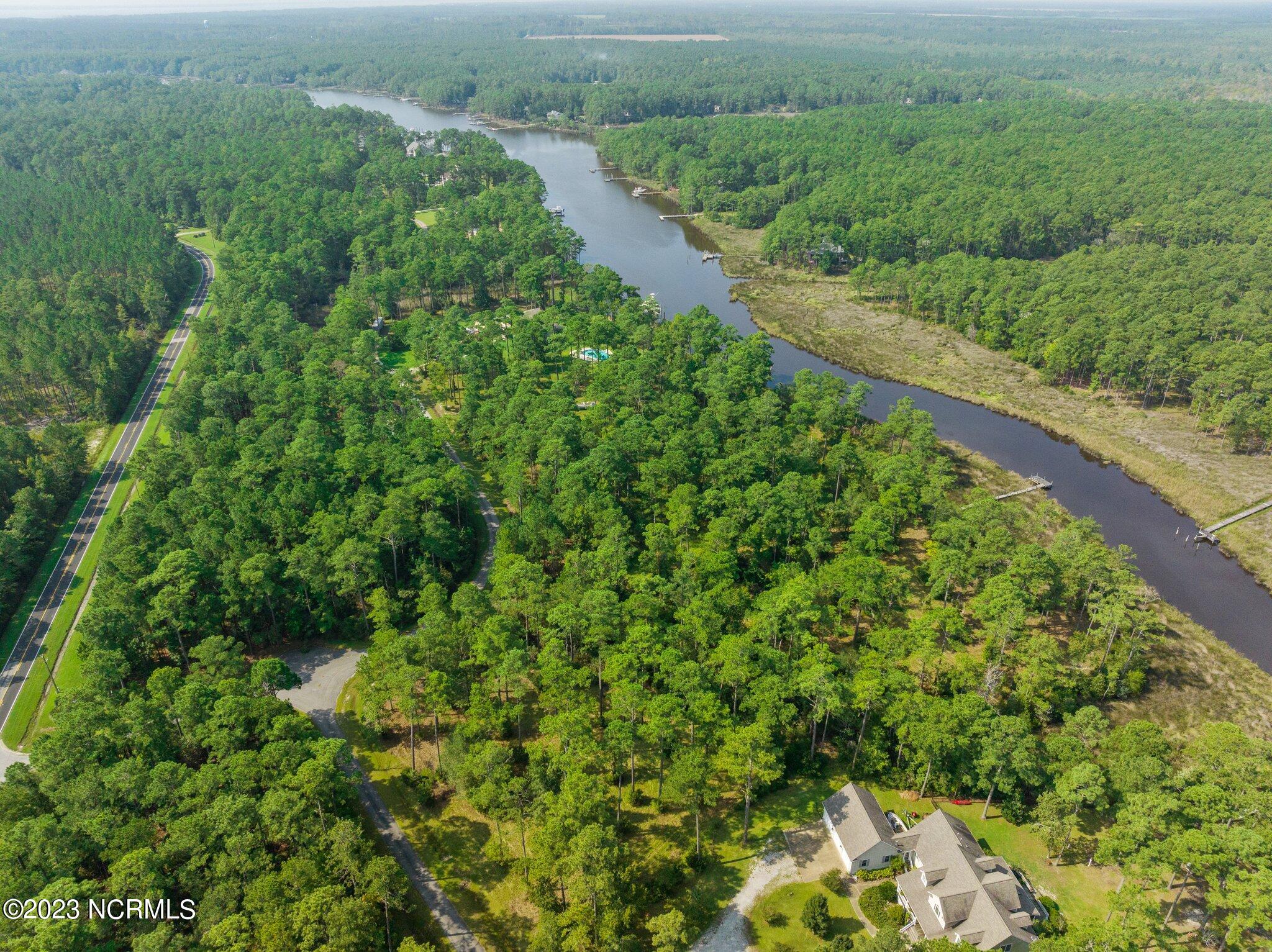 2504 19 Brown Creek Road Property Photo 12