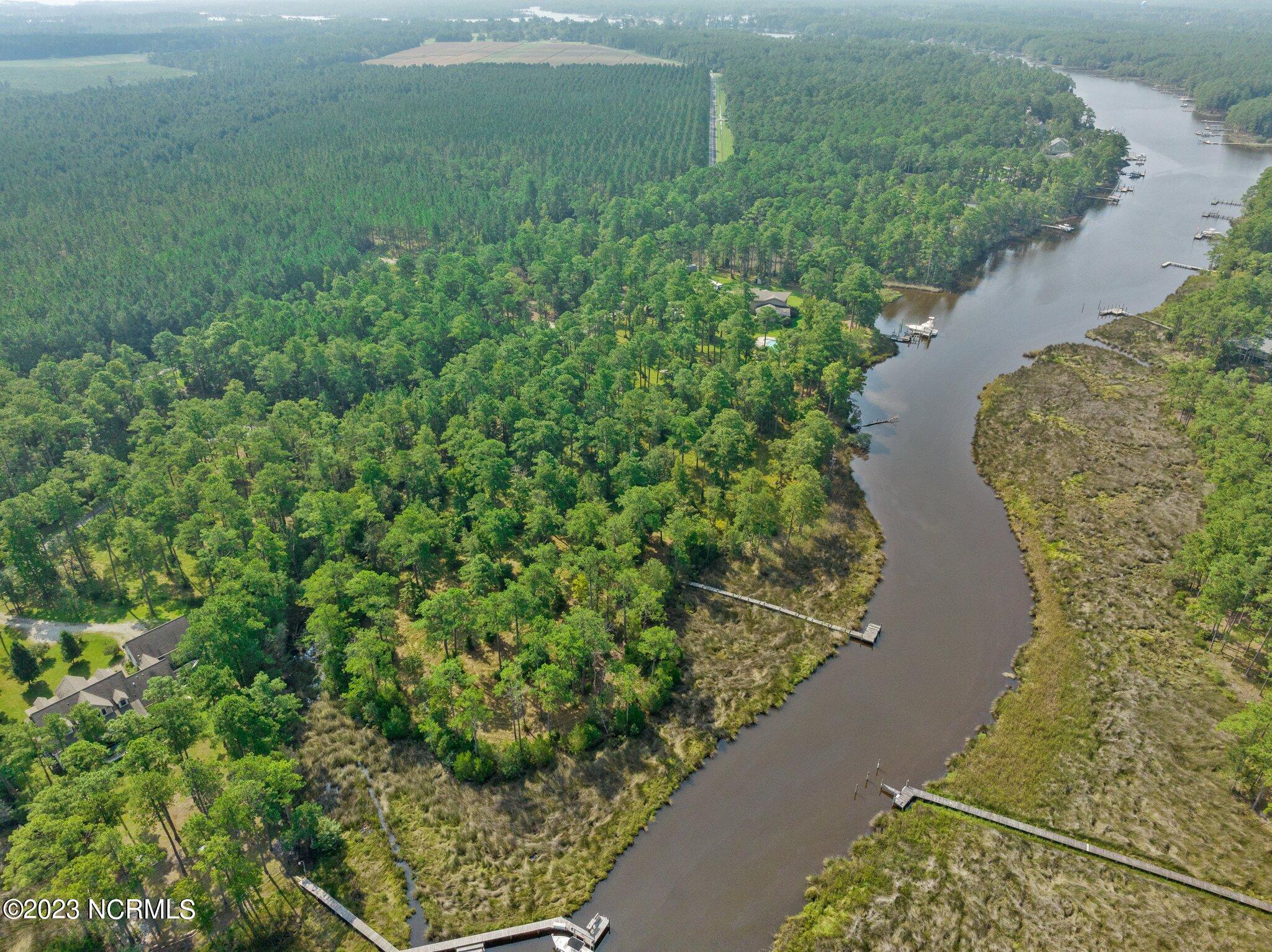 2504 19 Brown Creek Road Property Photo 13