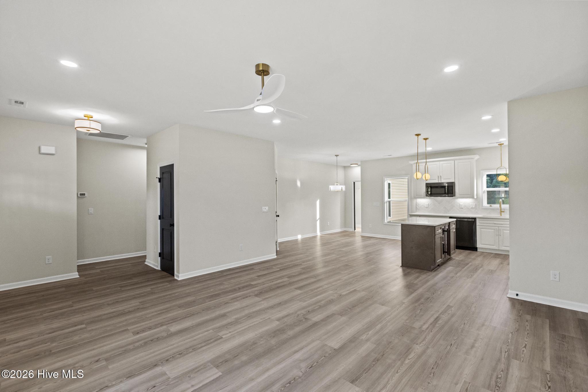 406 Wade Drive Property Photo 12