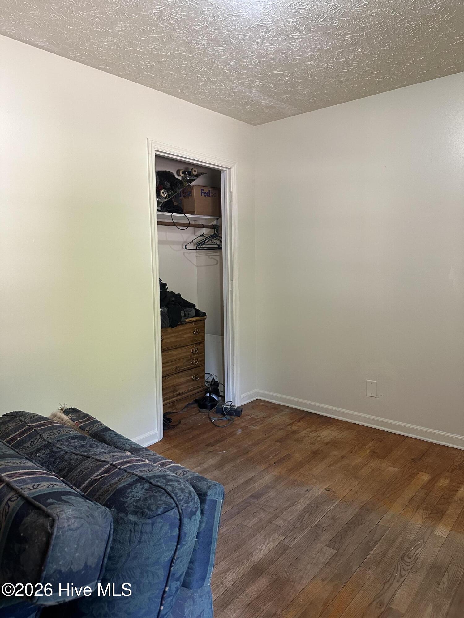109 W Chestnut Street Property Photo 24