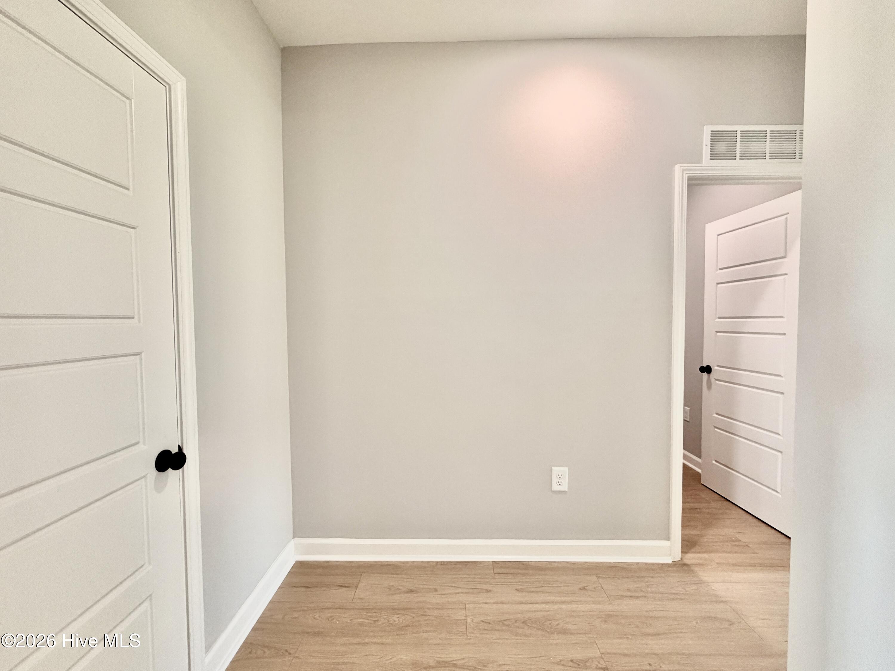 3794 Chatsworth Drive Property Photo 16