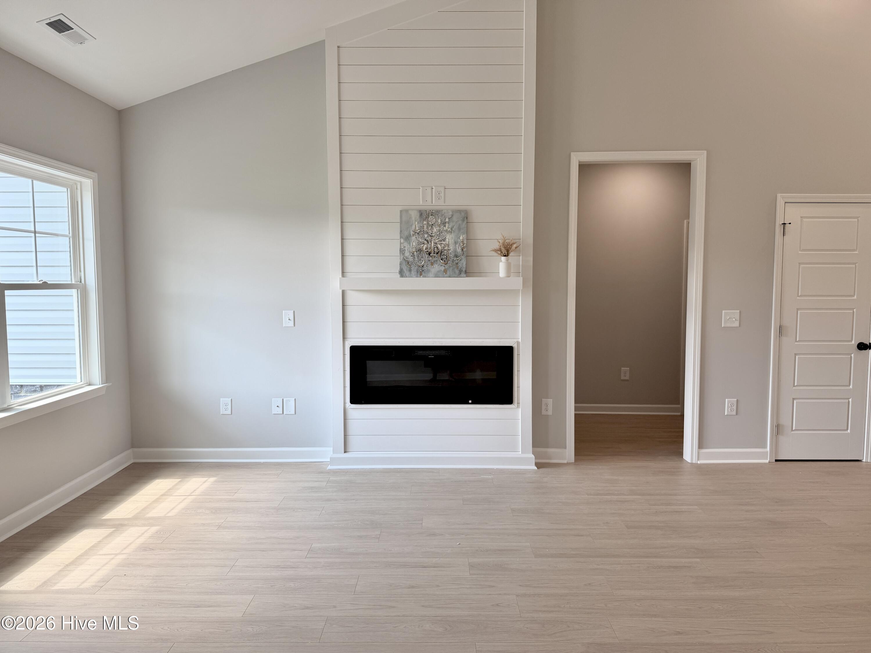 3794 Chatsworth Drive Property Photo 25