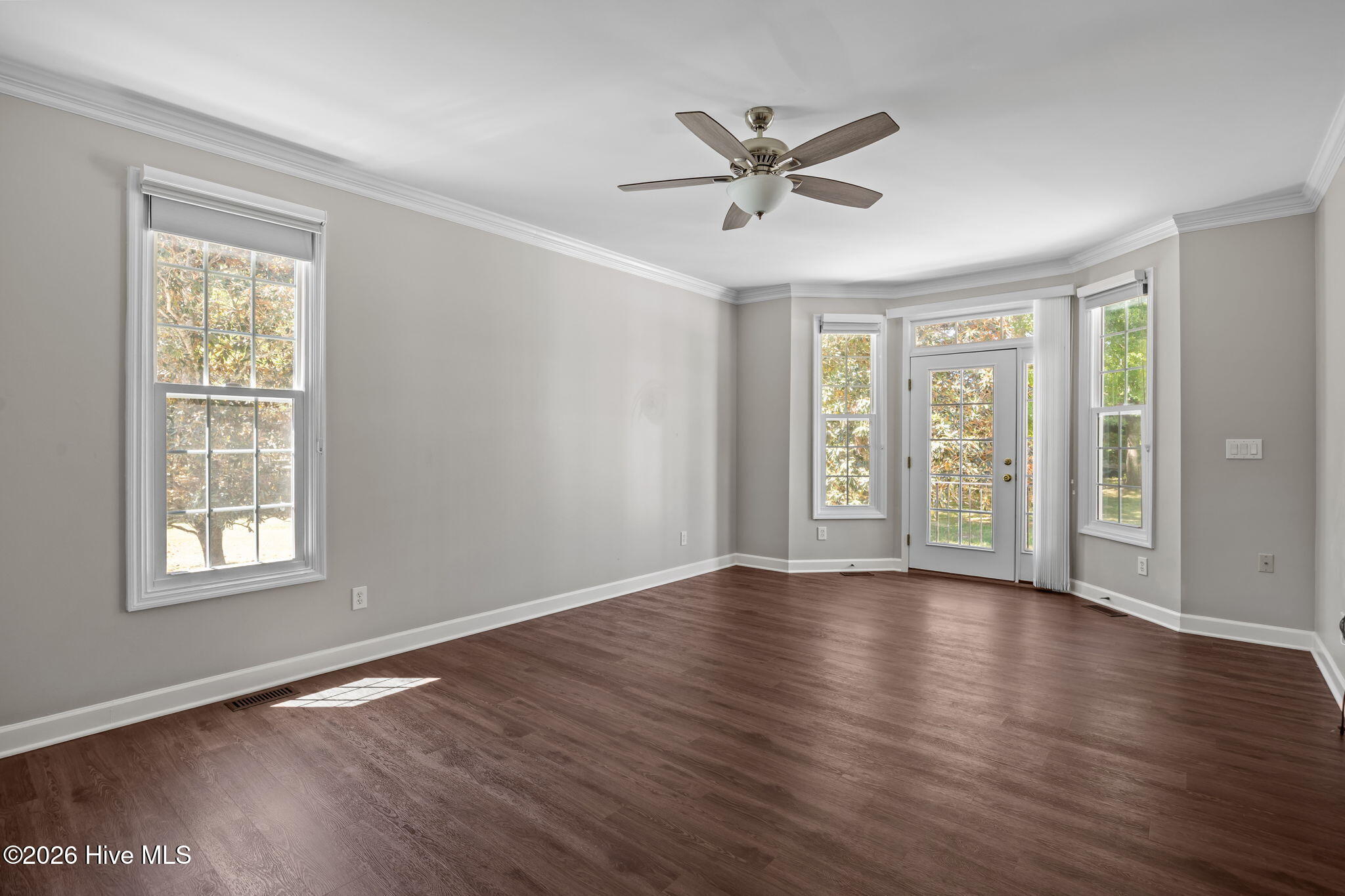 225 Shearwater Drive Property Photo 15