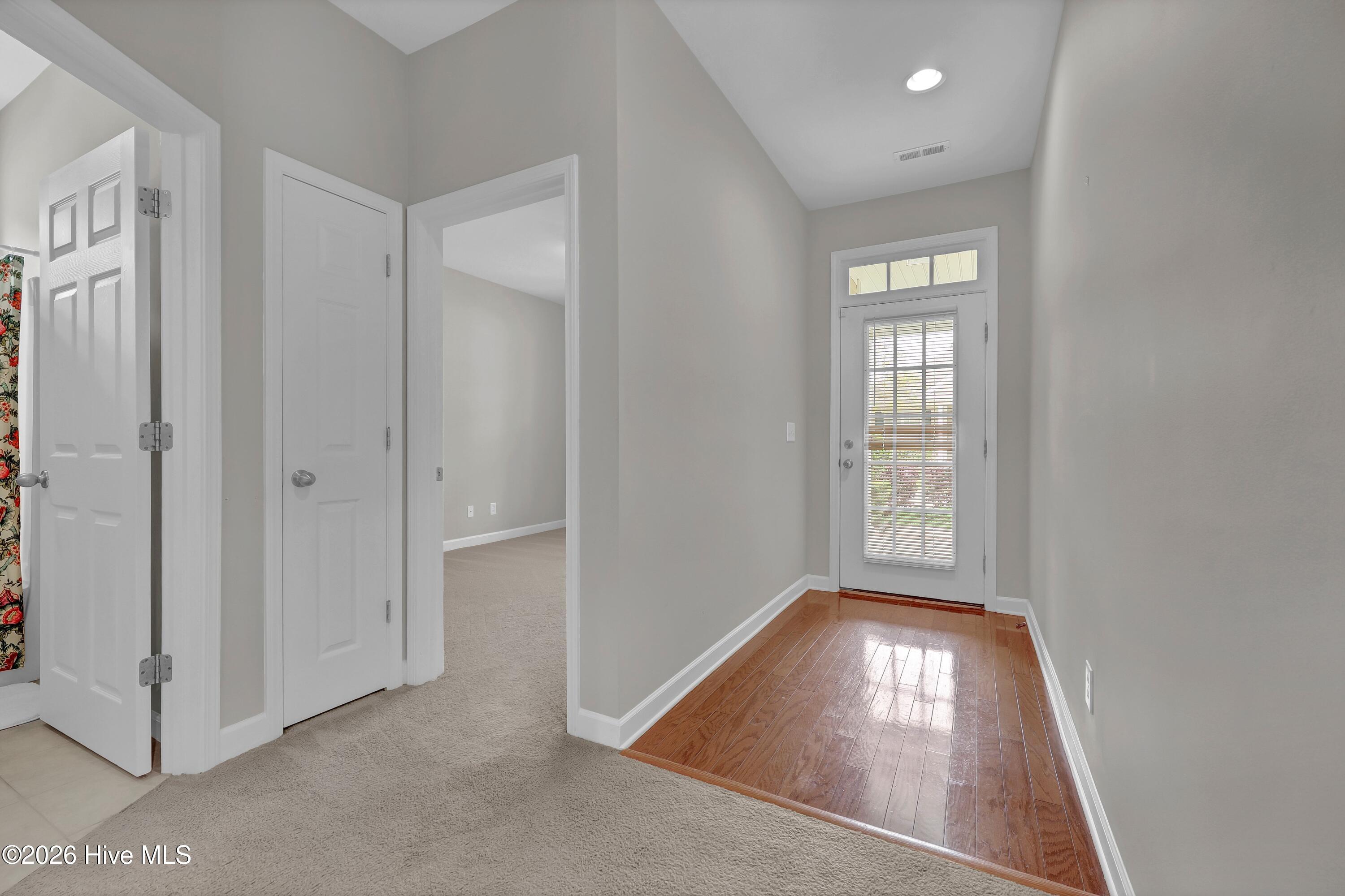 103 Thrasher Court Unit D Property Photo 5
