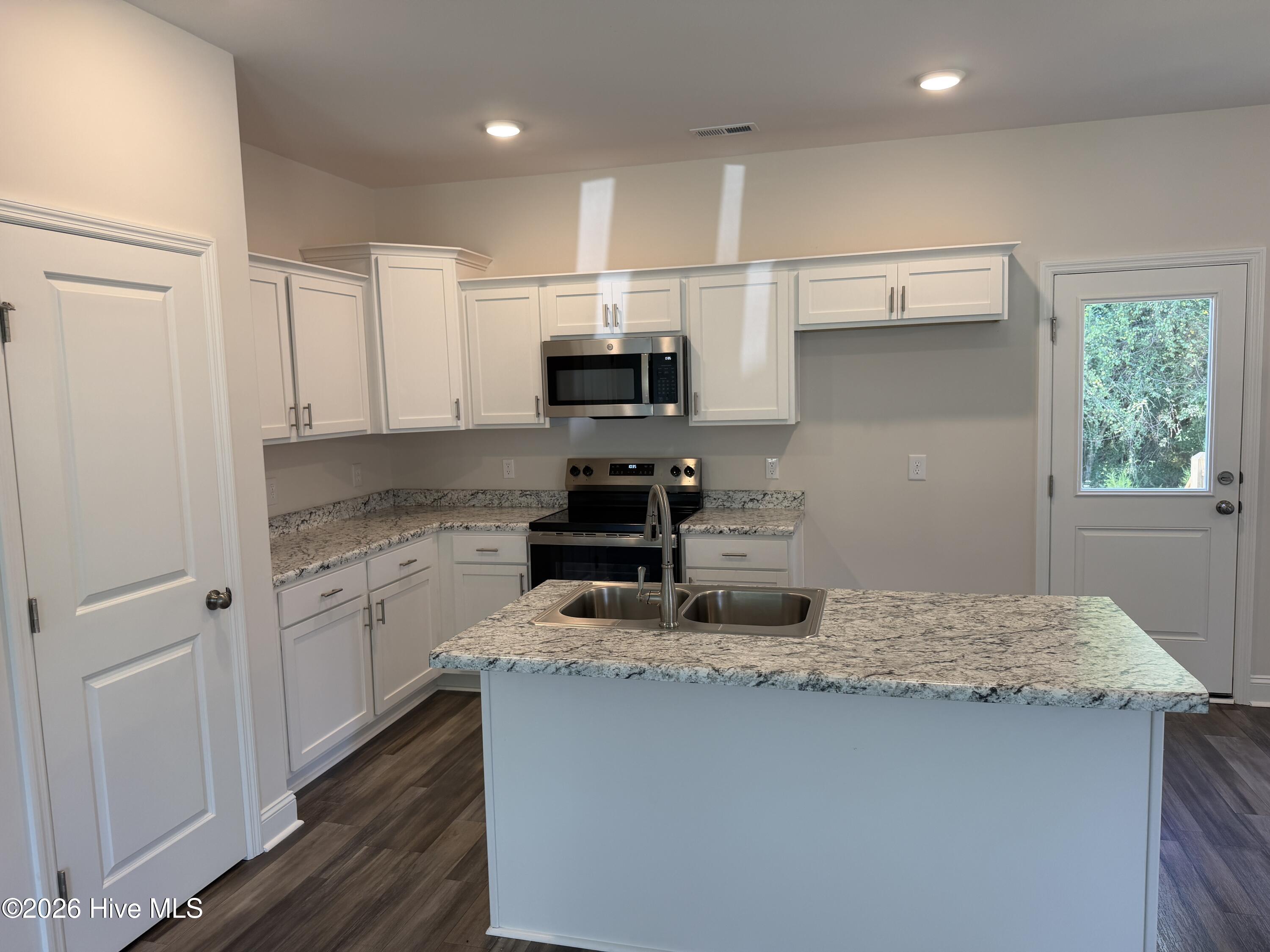 131 Dallas Drive Property Photo 9