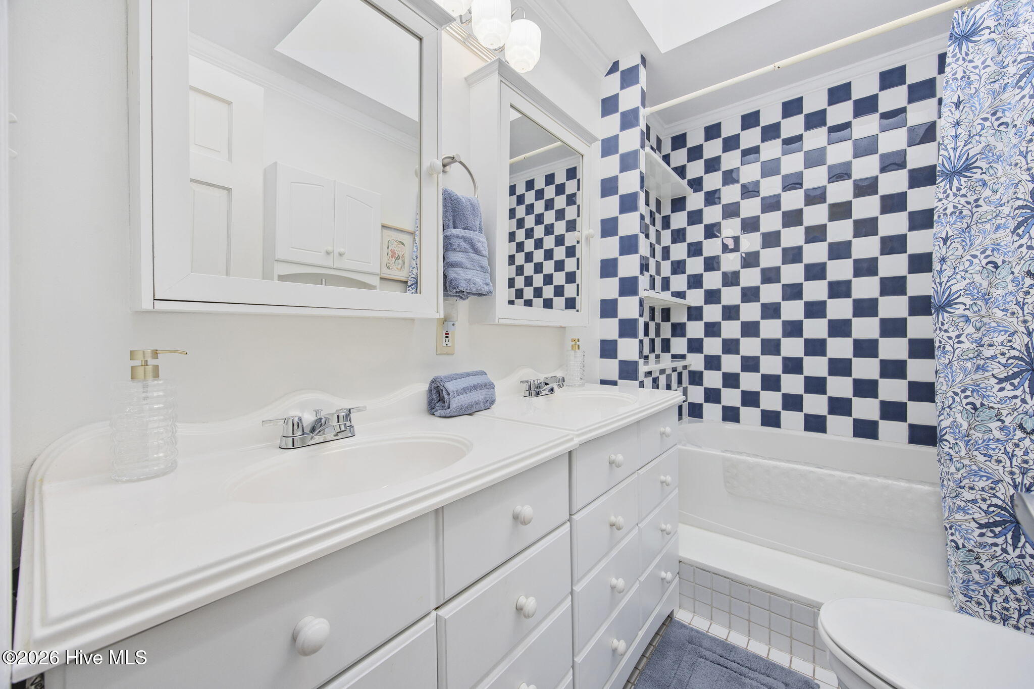407 35th Street Property Photo 23