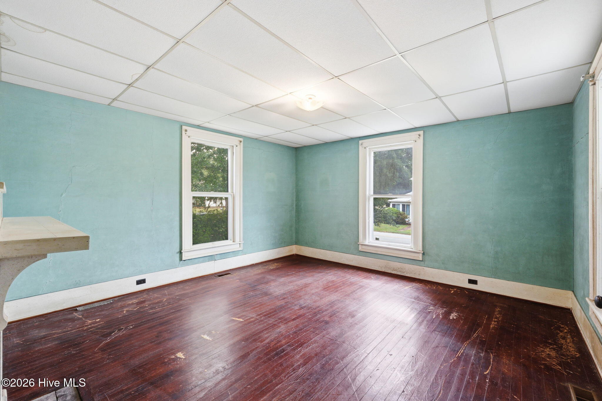 211 Pollock Street Property Photo 12