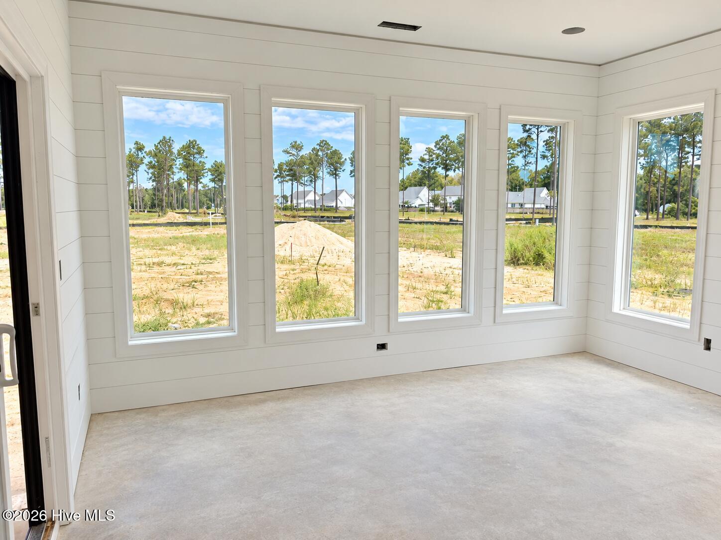 119 Delphi Trace Property Photo 4