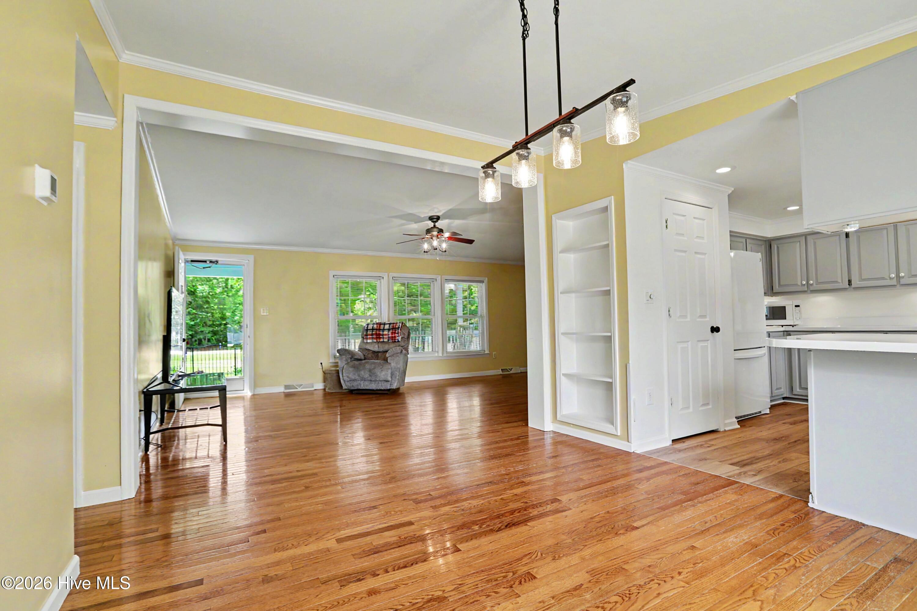 114 Royal Oak Drive Property Photo 18