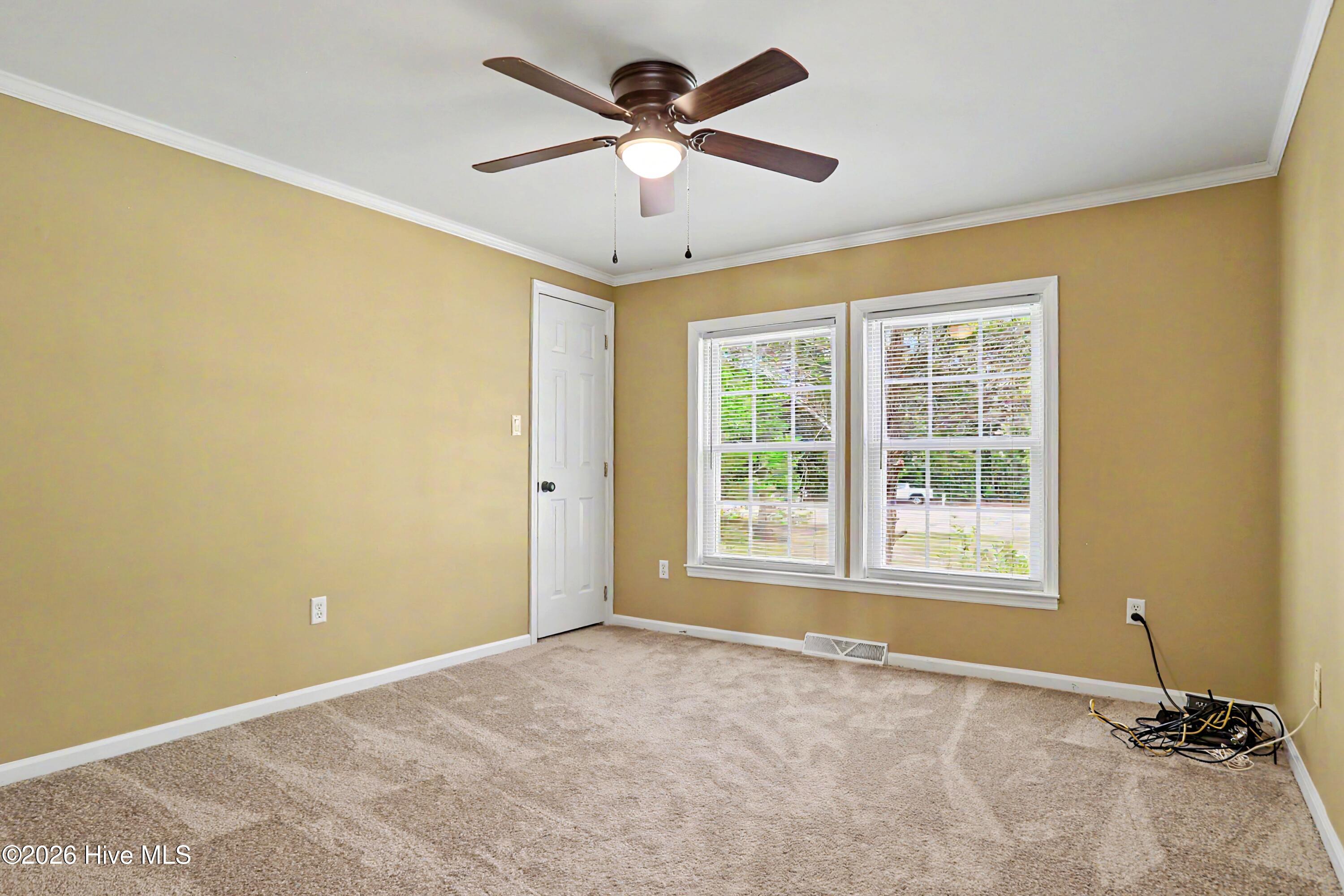 114 Royal Oak Drive Property Photo 31