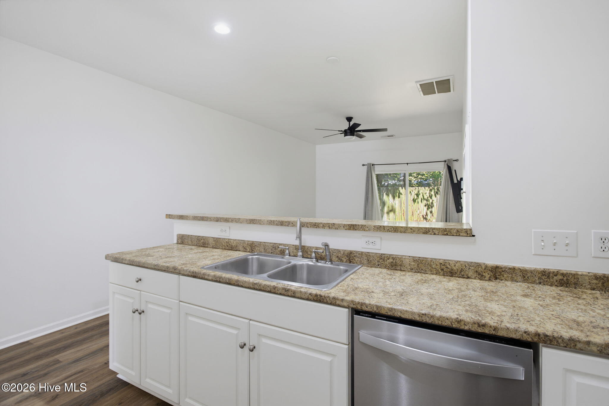 5605 Moss Vine Place 11 Property Photo 18