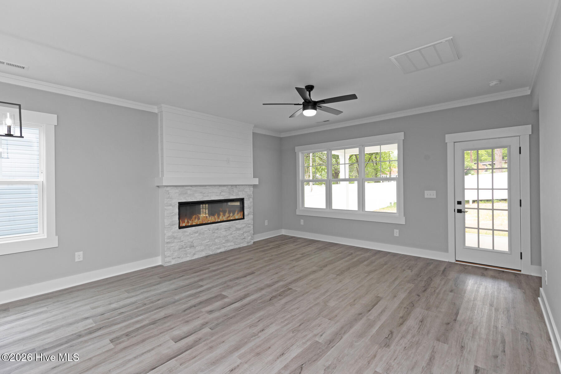 410 Summit Street Property Photo 12