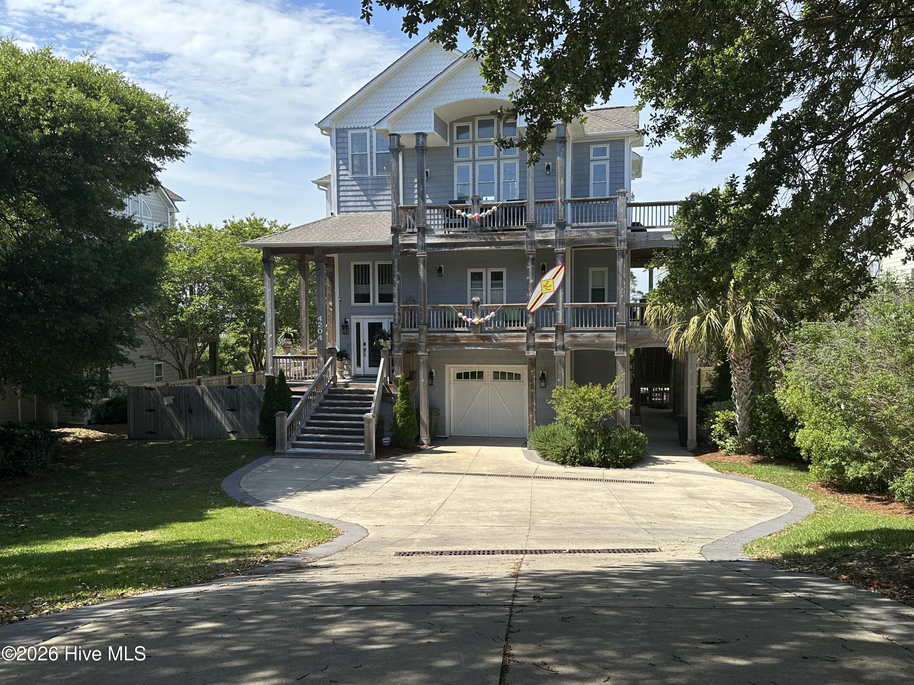 4204 Emerald Drive Property Photo 1