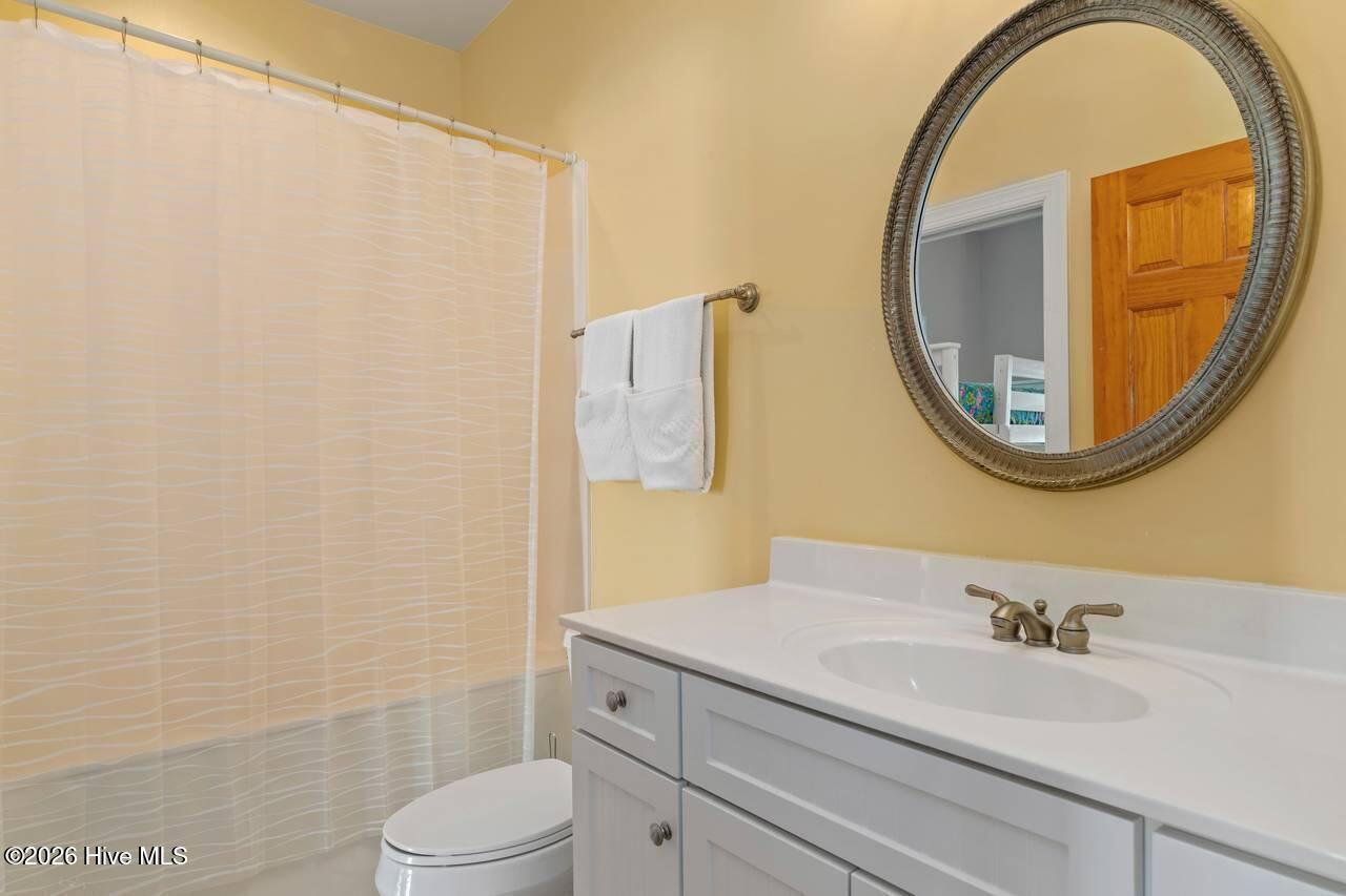 4204 Emerald Drive Property Photo 40