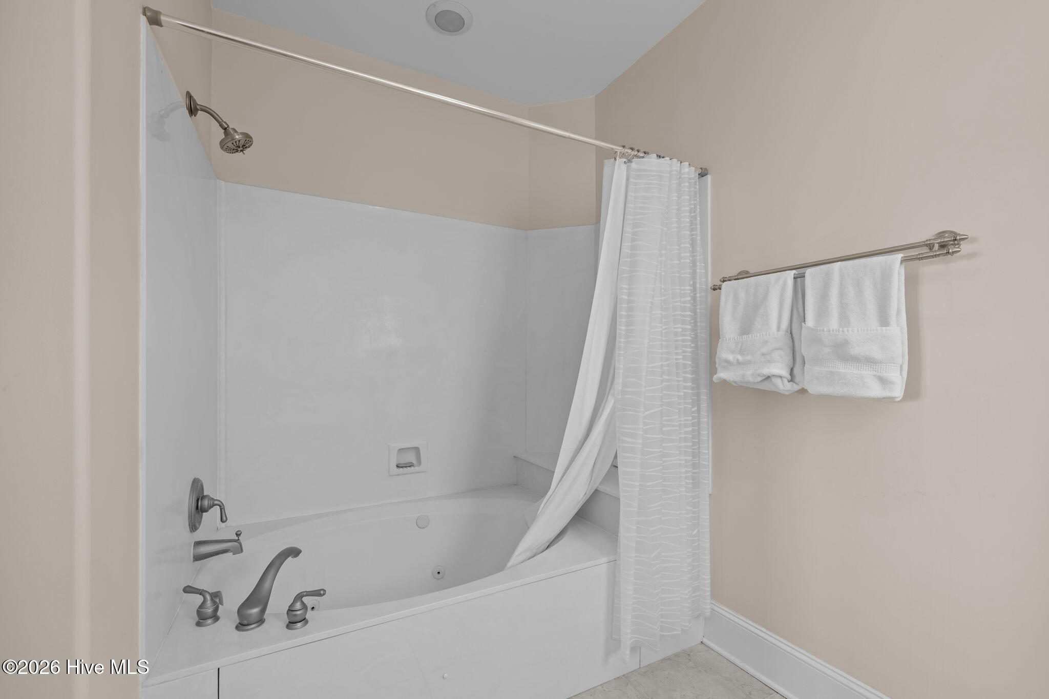 4204 Emerald Drive Property Photo 47