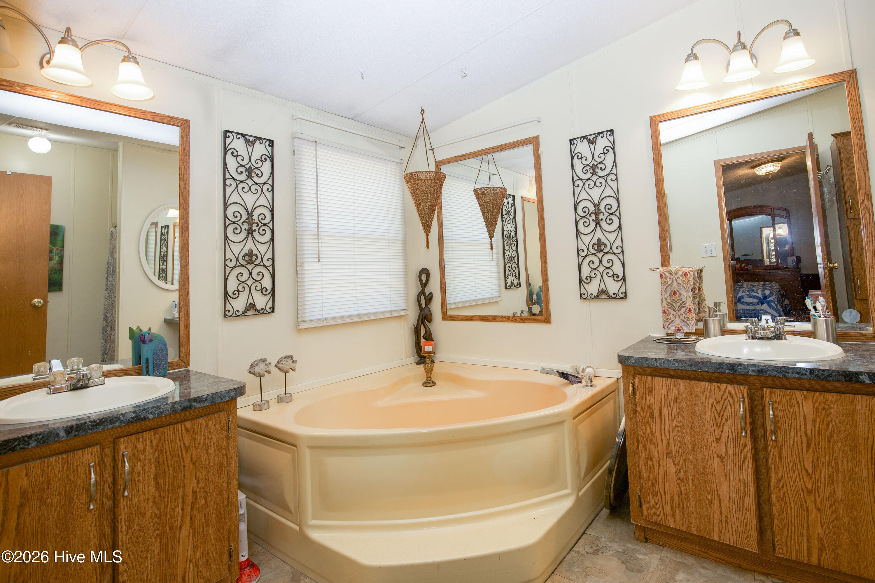 168 Riverview Drive Property Photo 29