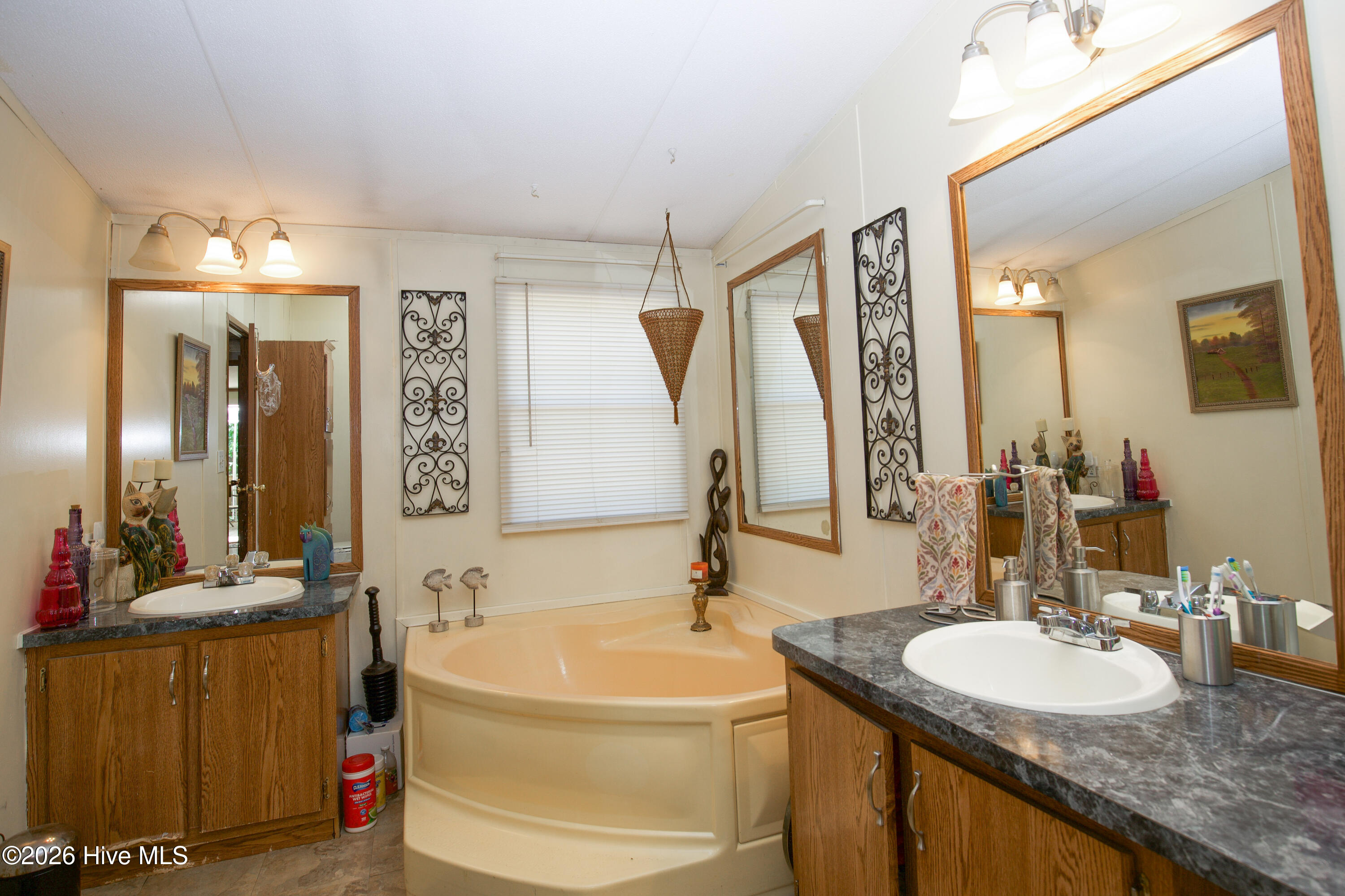 168 Riverview Drive Property Photo 31