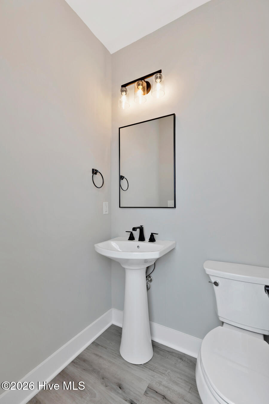 418 Summit Street Property Photo 6
