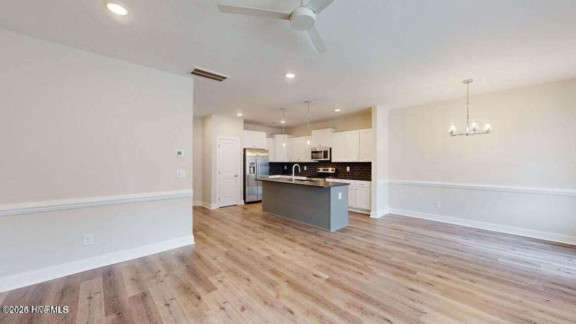 1909 Newbury Way C Property Photo 6