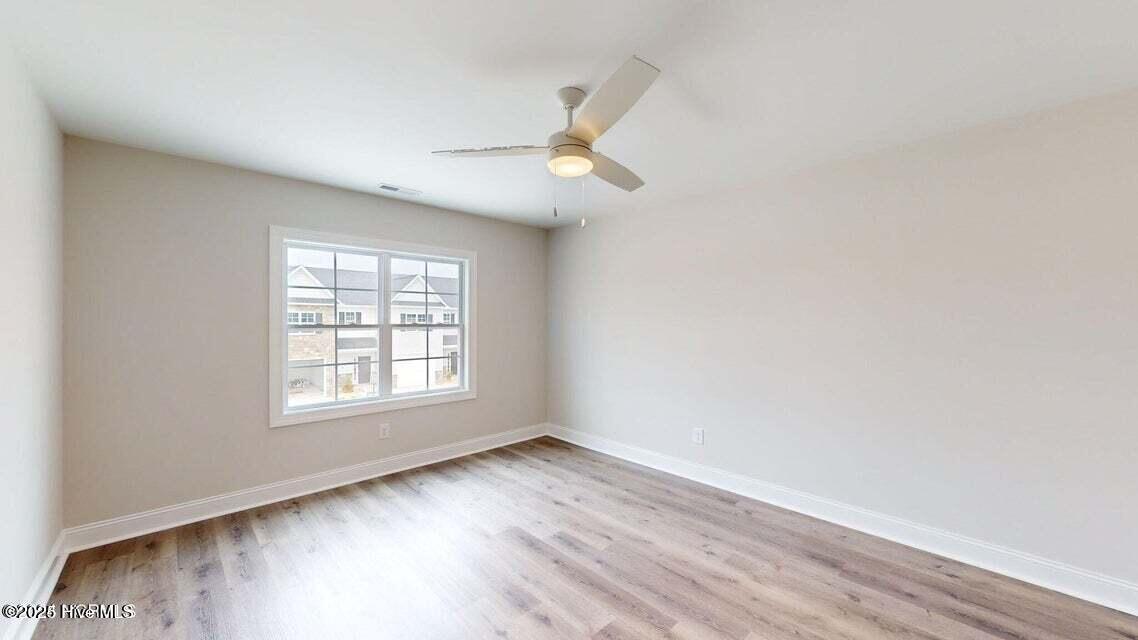 1909 Newbury Way C Property Photo 12