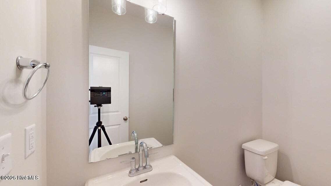 1909 Newbury Way C Property Photo 22