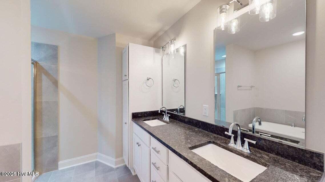 1909 Newbury Way C Property Photo 23