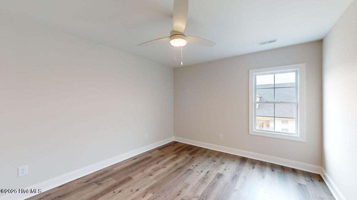 1909 Newbury Way C Property Photo 23