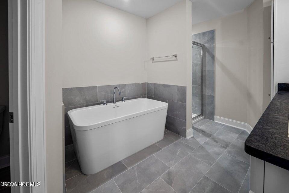 1909 Newbury Way C Property Photo 26