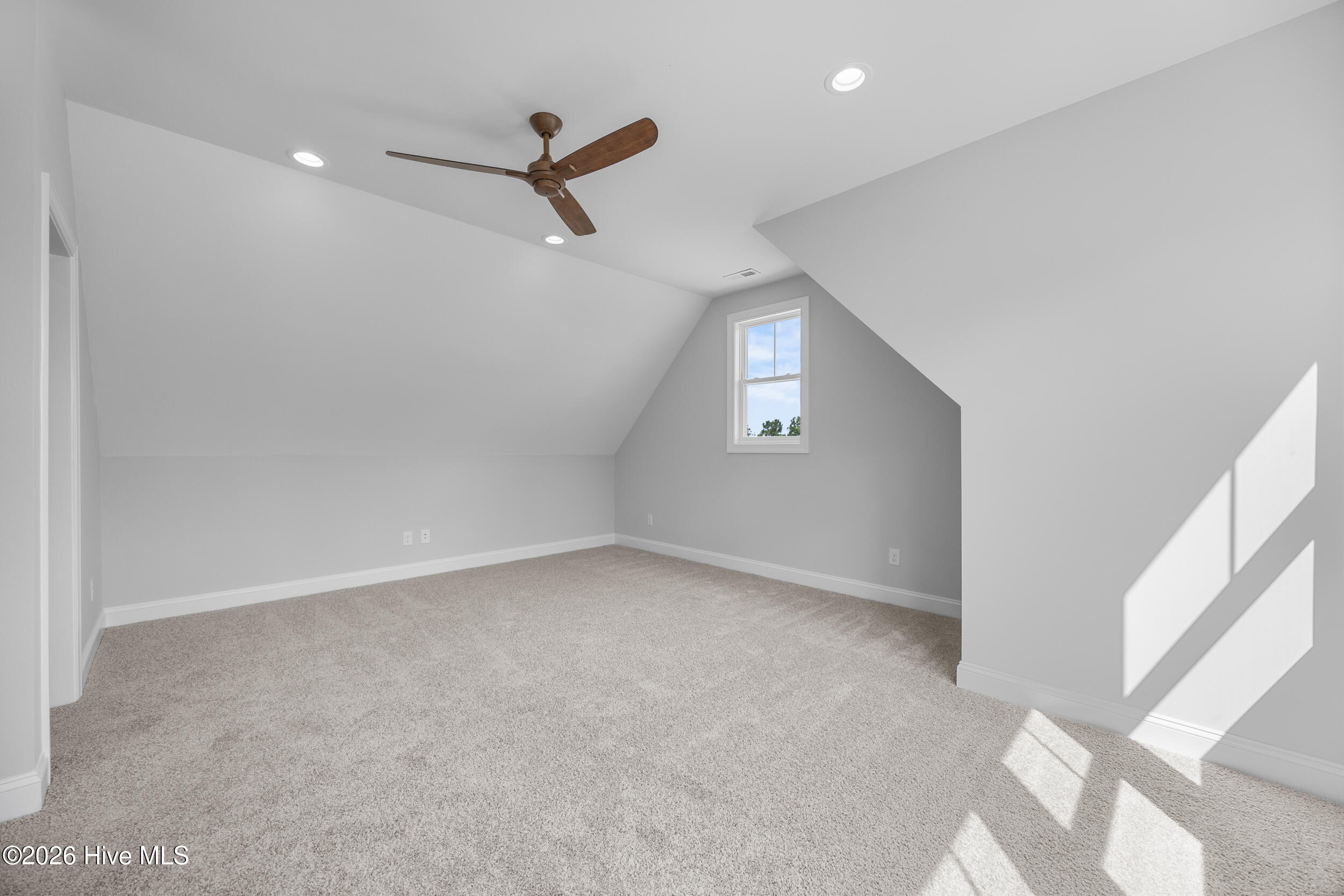 86 Delphi Trace Property Photo 40
