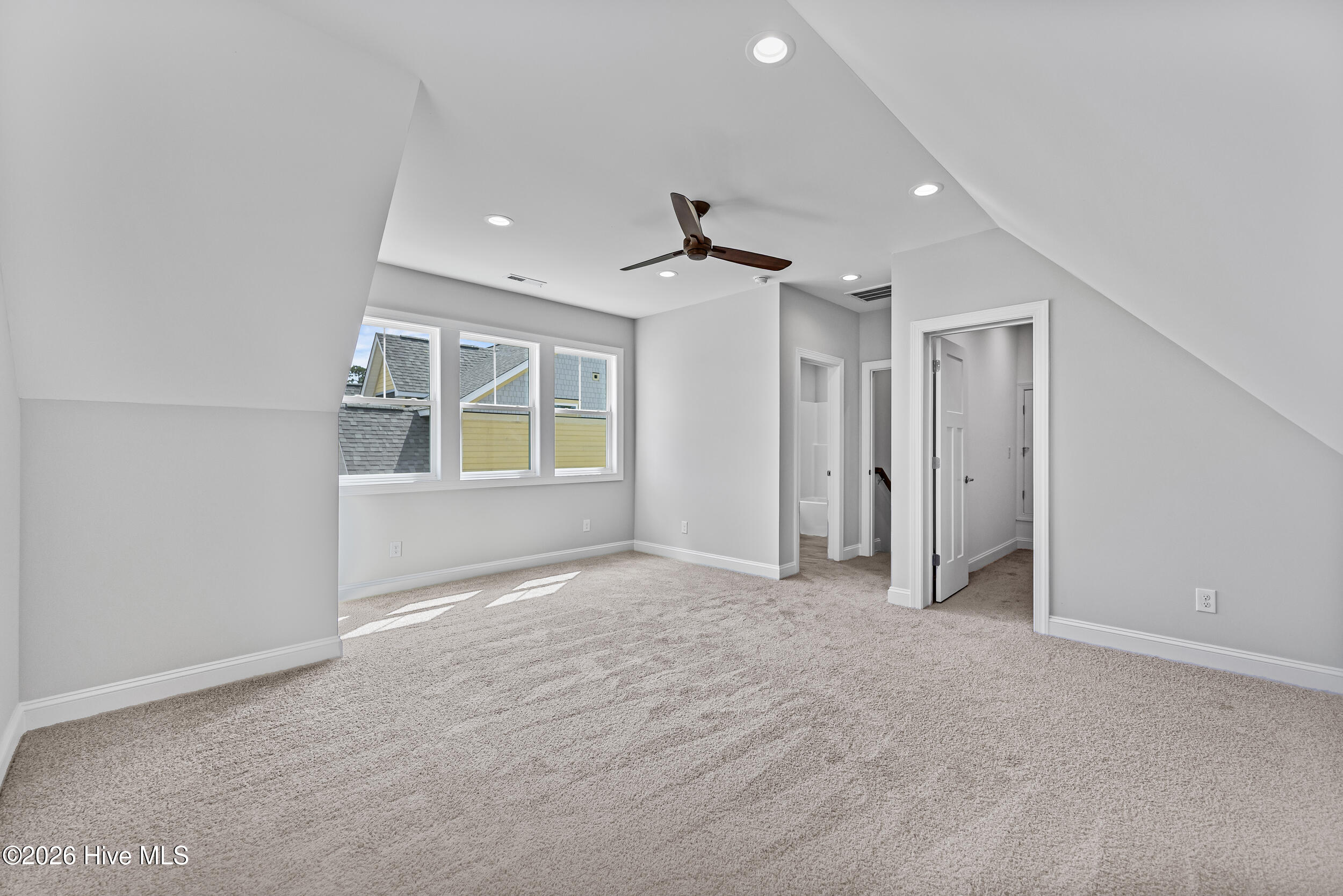 86 Delphi Trace Property Photo 41