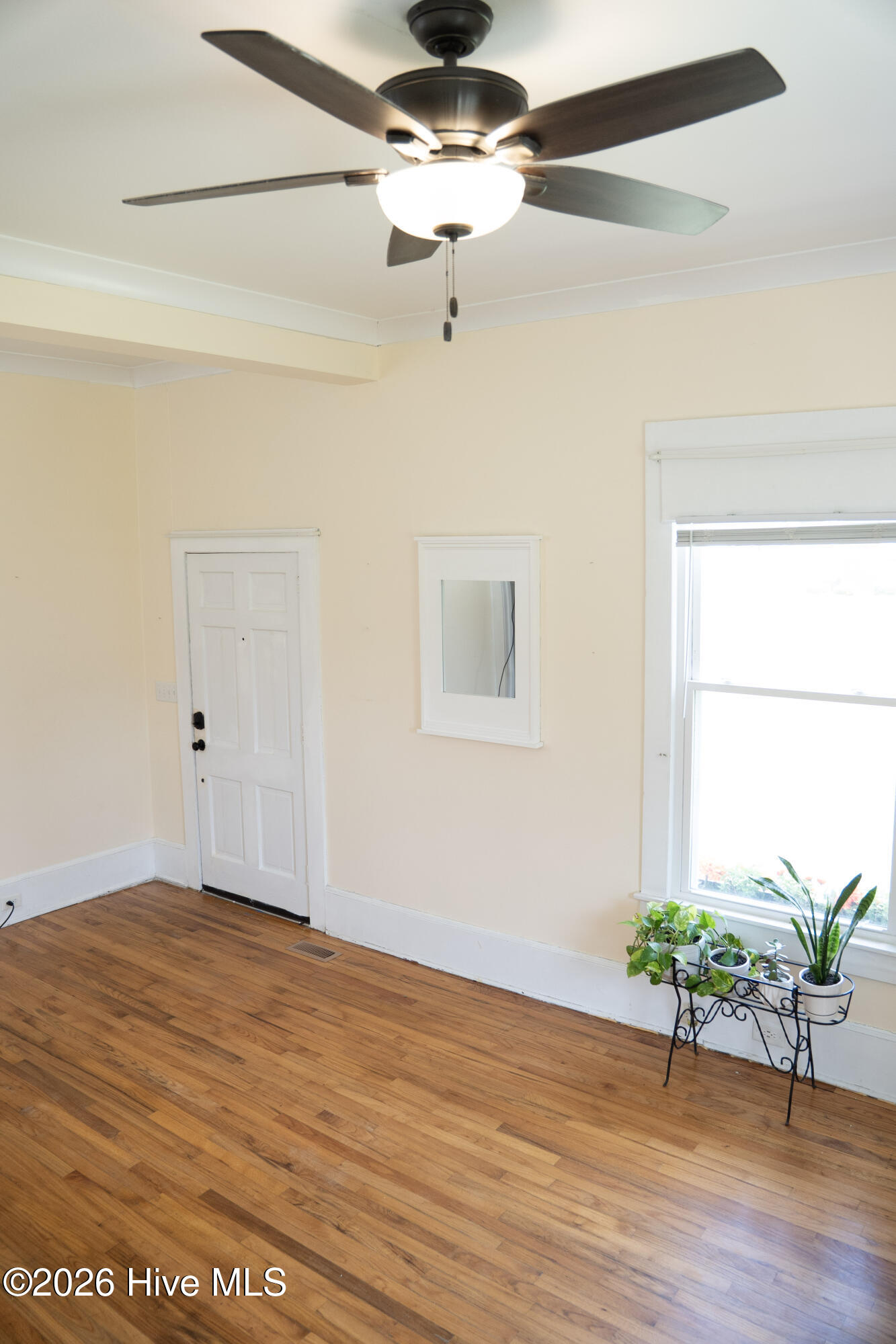 902 Jenkins Avenue Property Photo 9