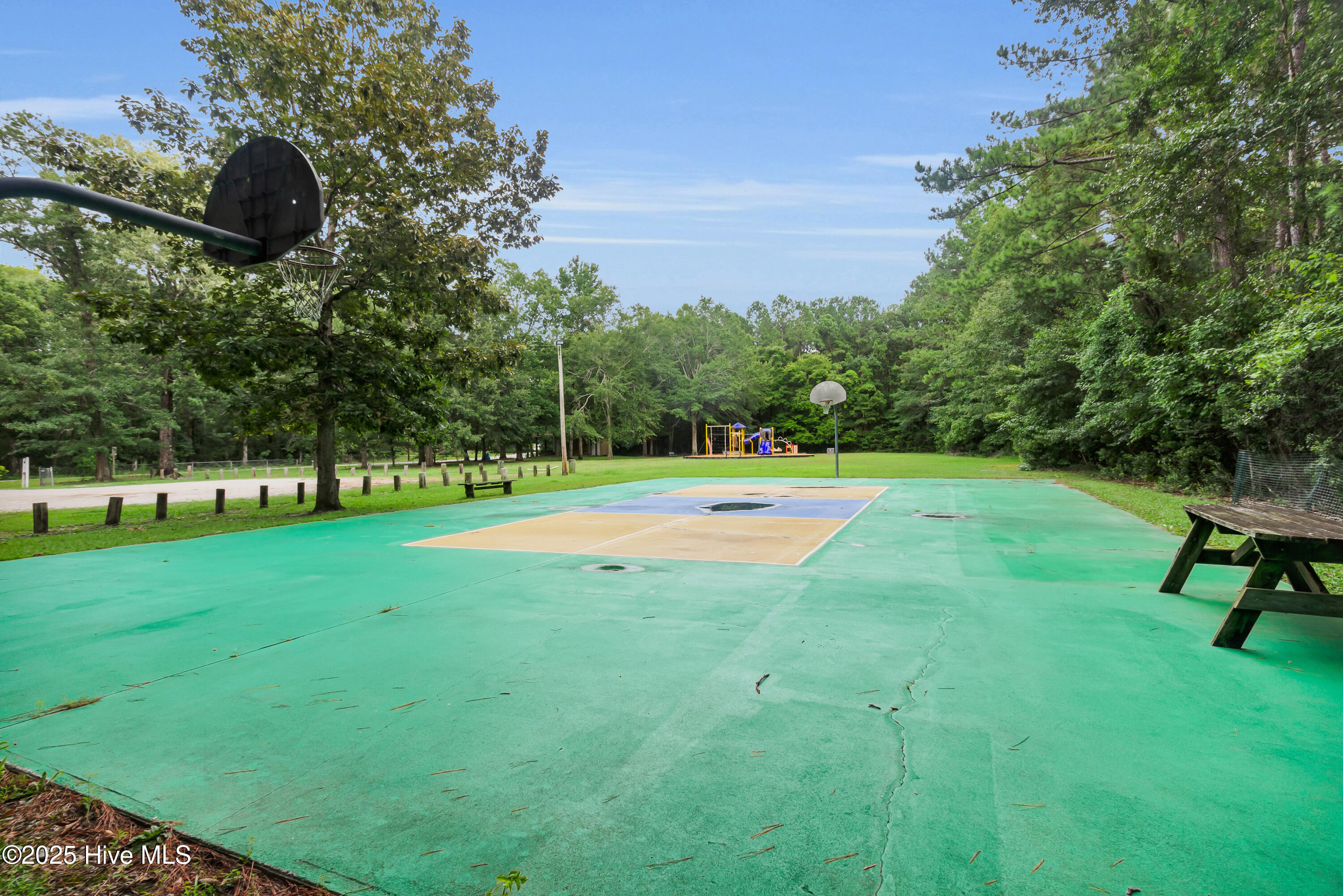 531 Sandy Point Drive Property Photo 19