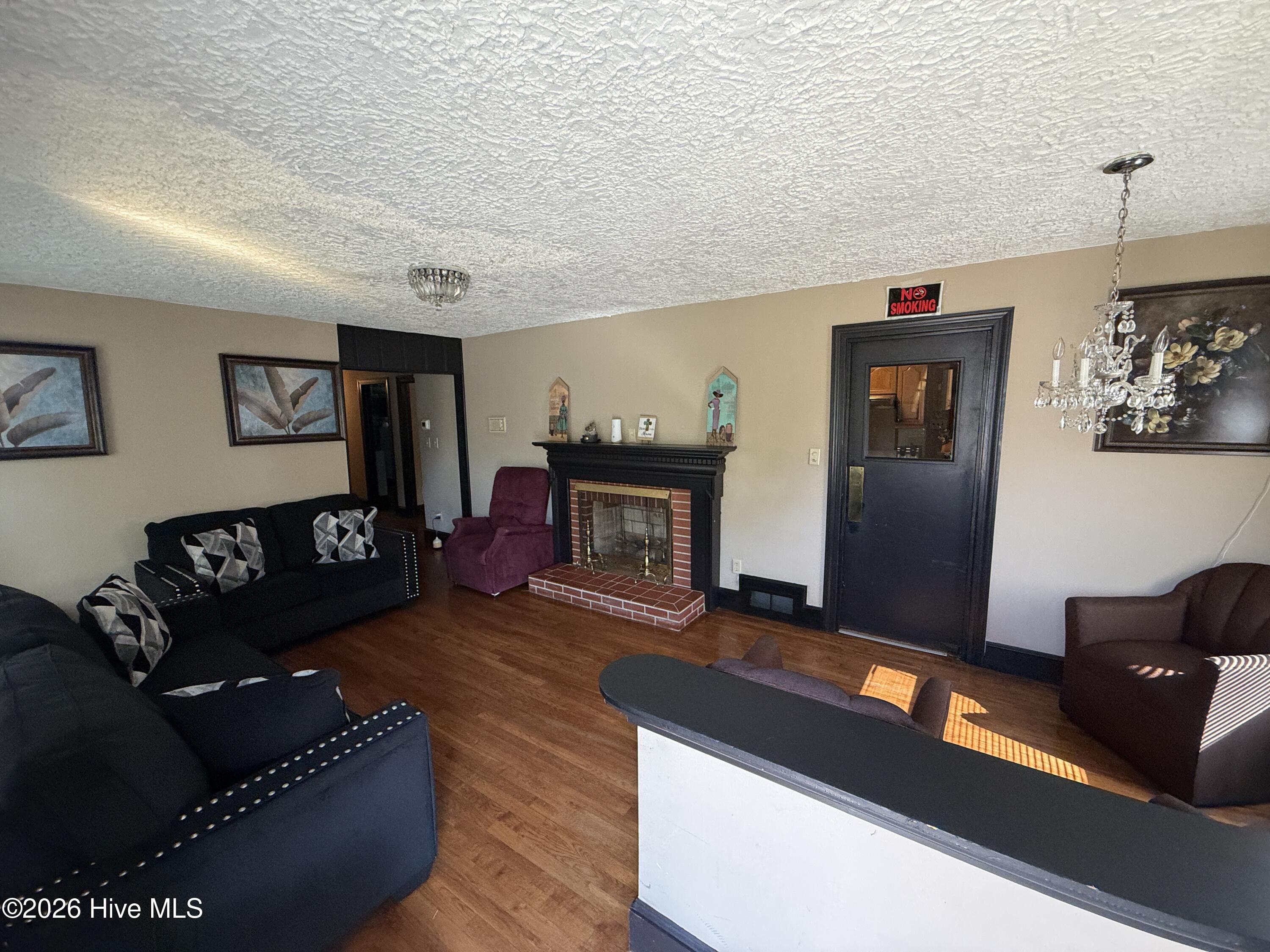310 Greenfield Boulevard Property Photo 7