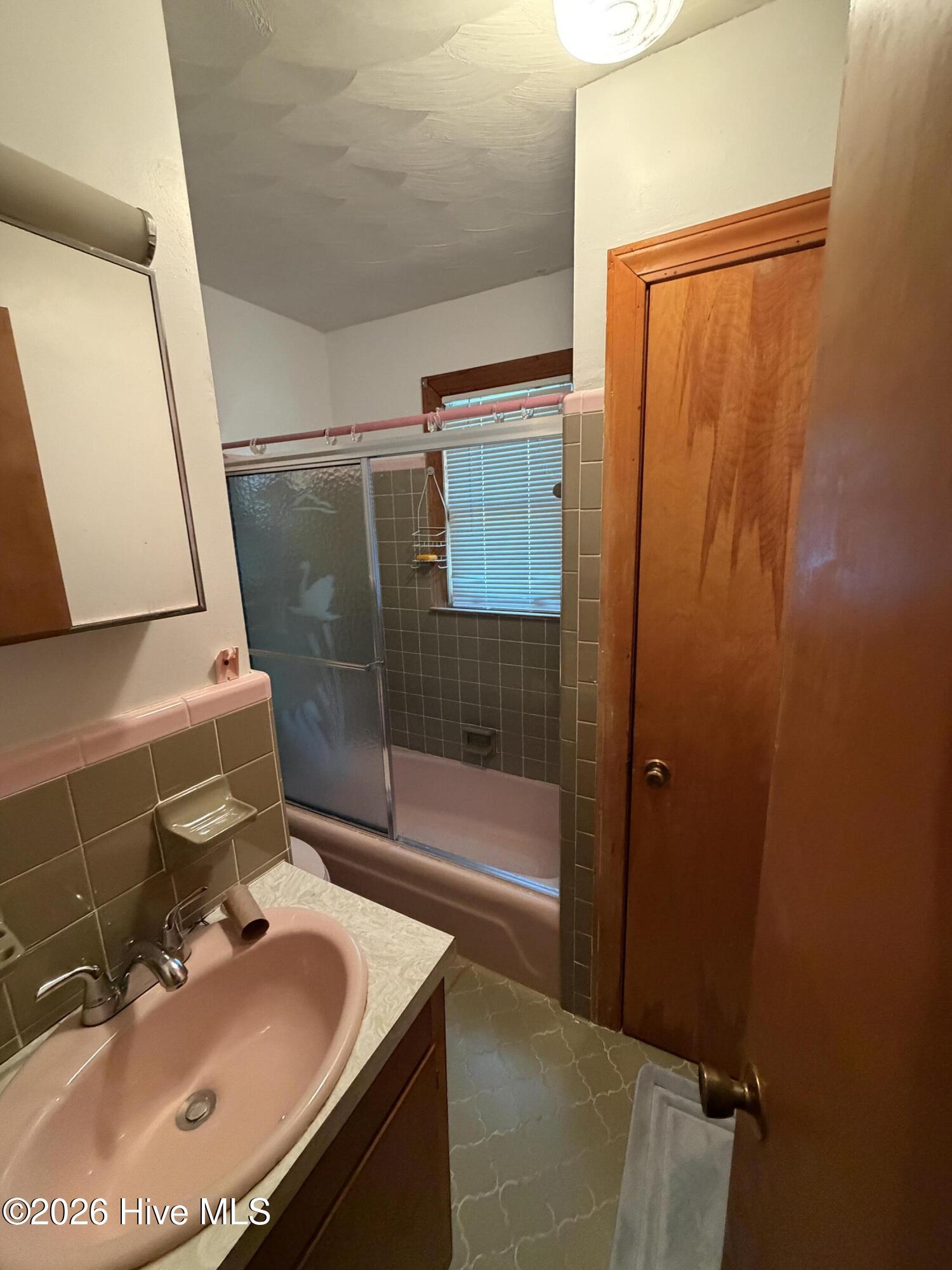 310 Greenfield Boulevard Property Photo 19