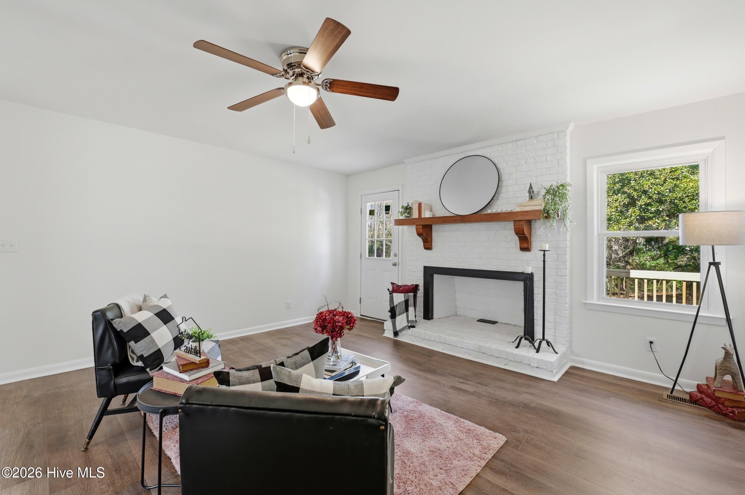 718 Hughes Road Property Photo 10