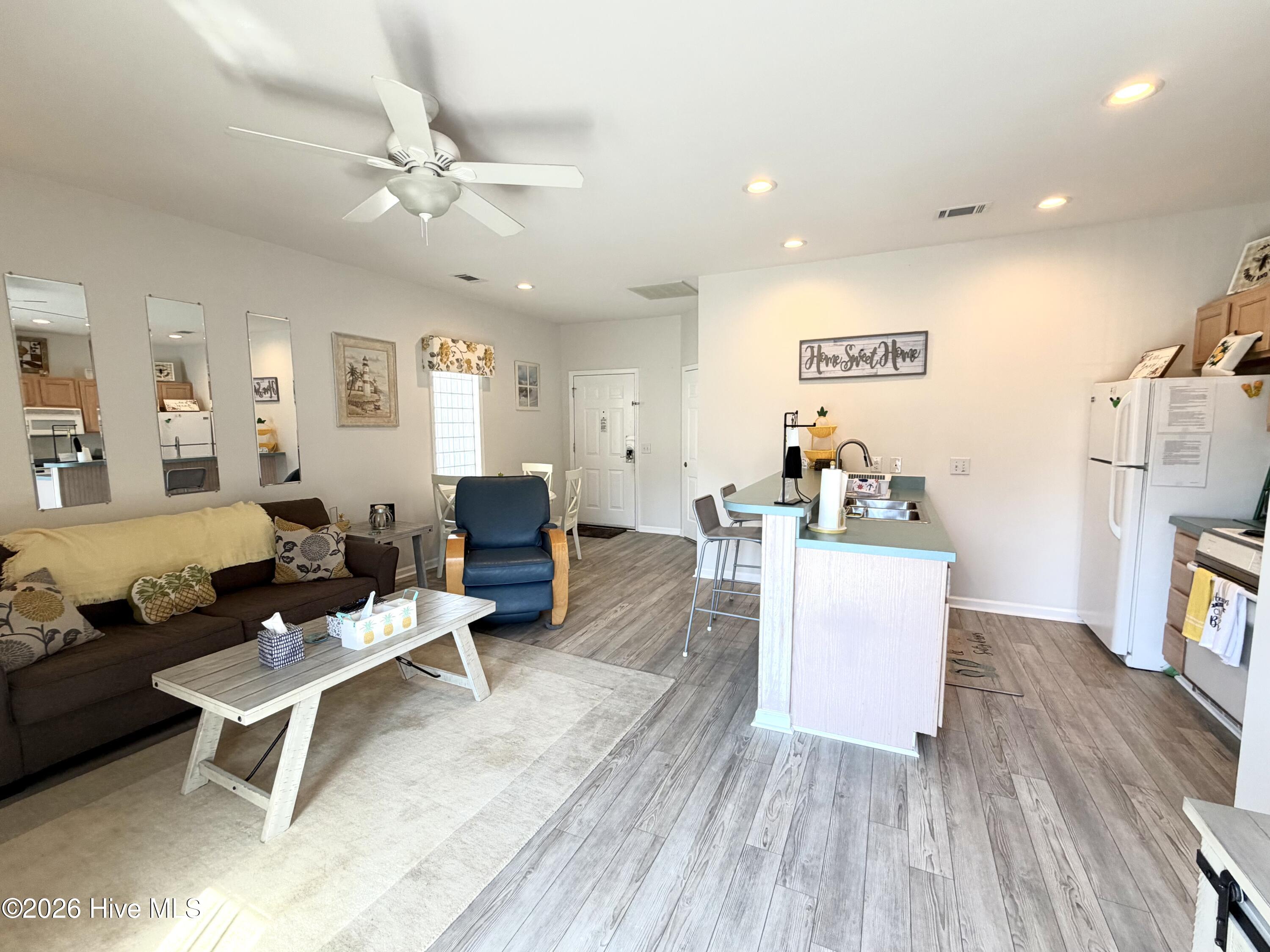225 Royal Poste Road # 2604 Property Photo 14