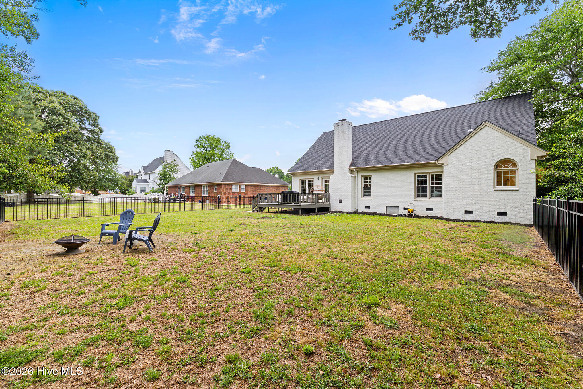 210 Creekside Drive Property Photo 41