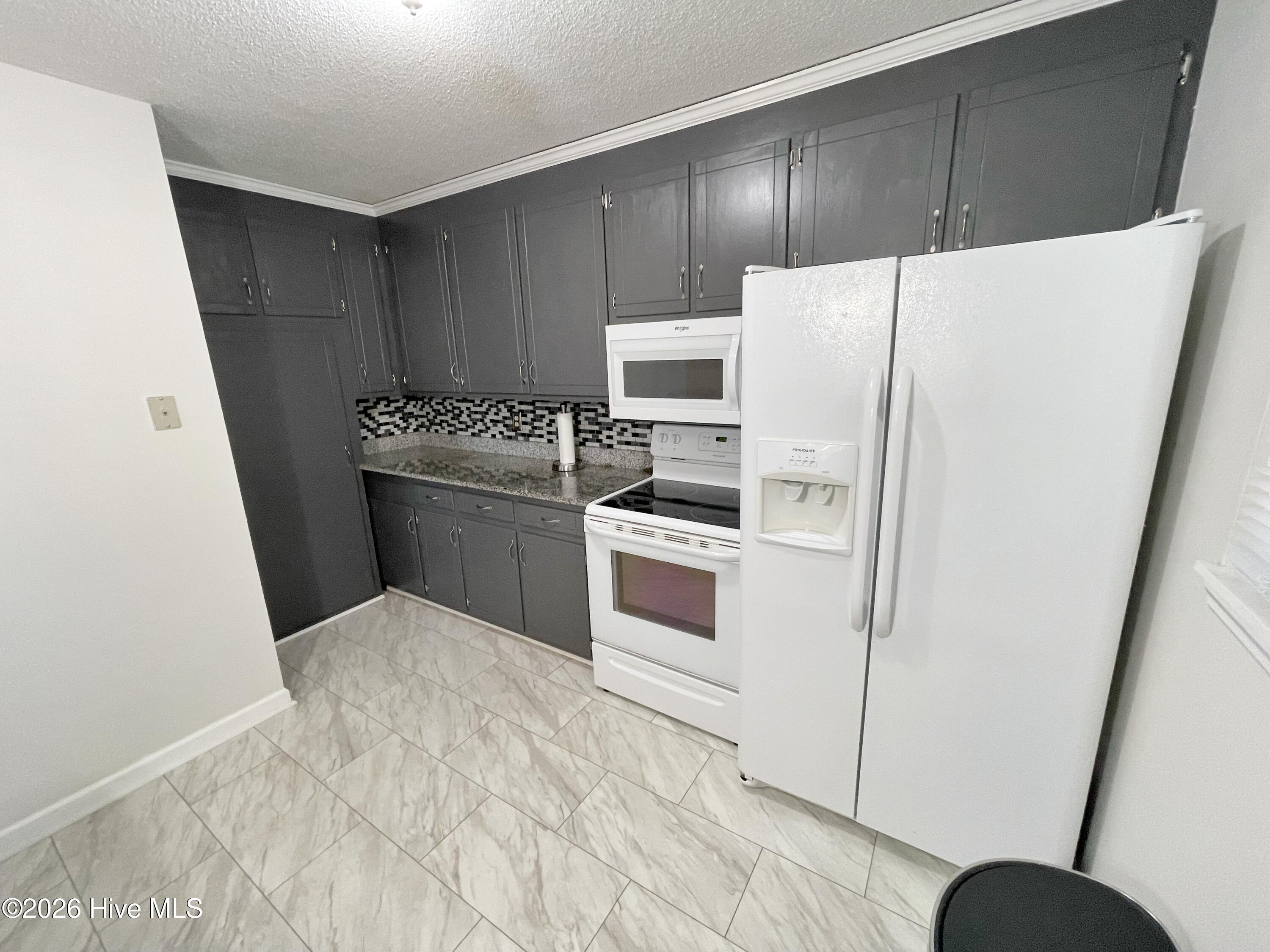 1 Quarterdeck Property Photo 5