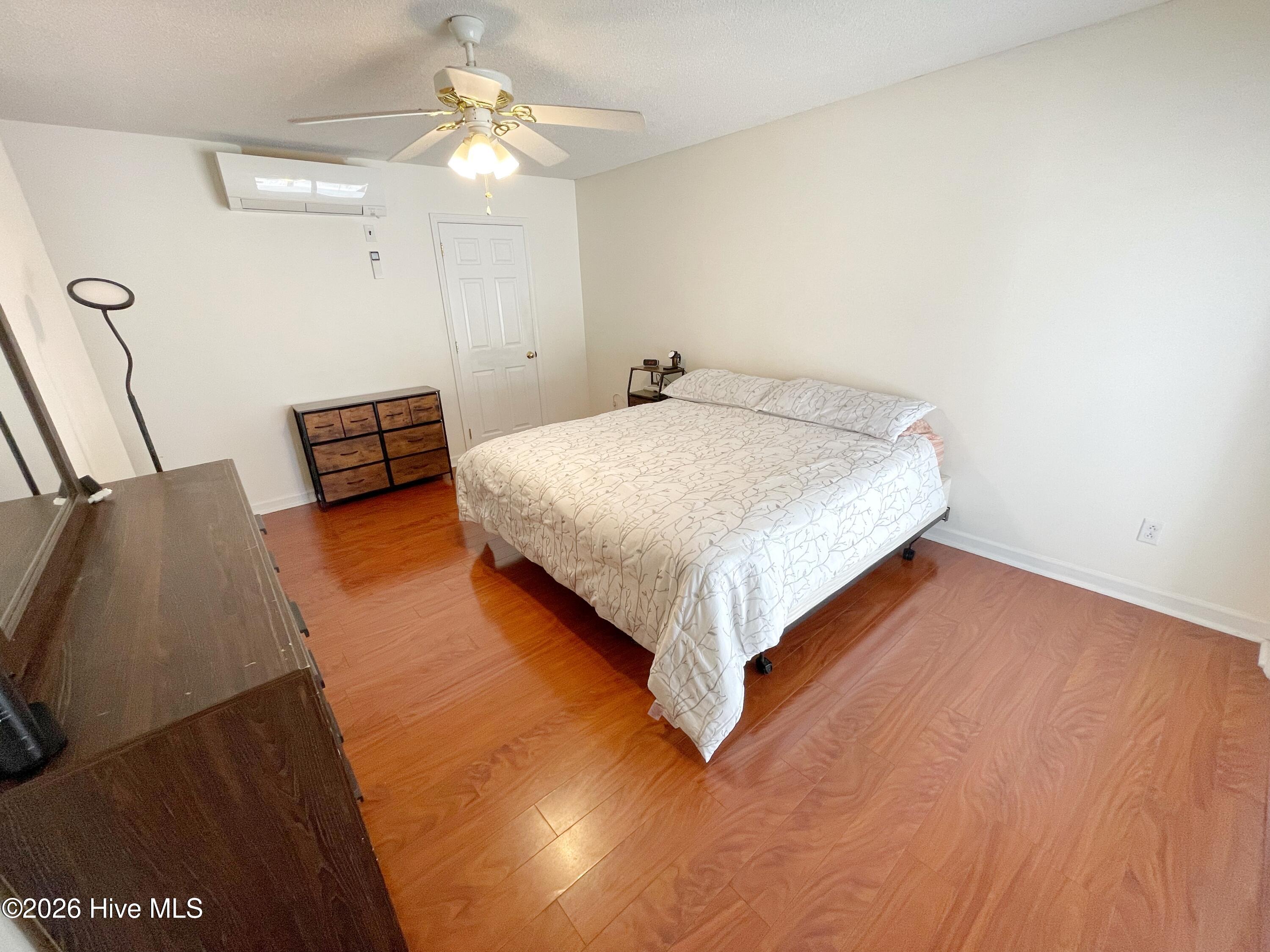 1 Quarterdeck Property Photo 6
