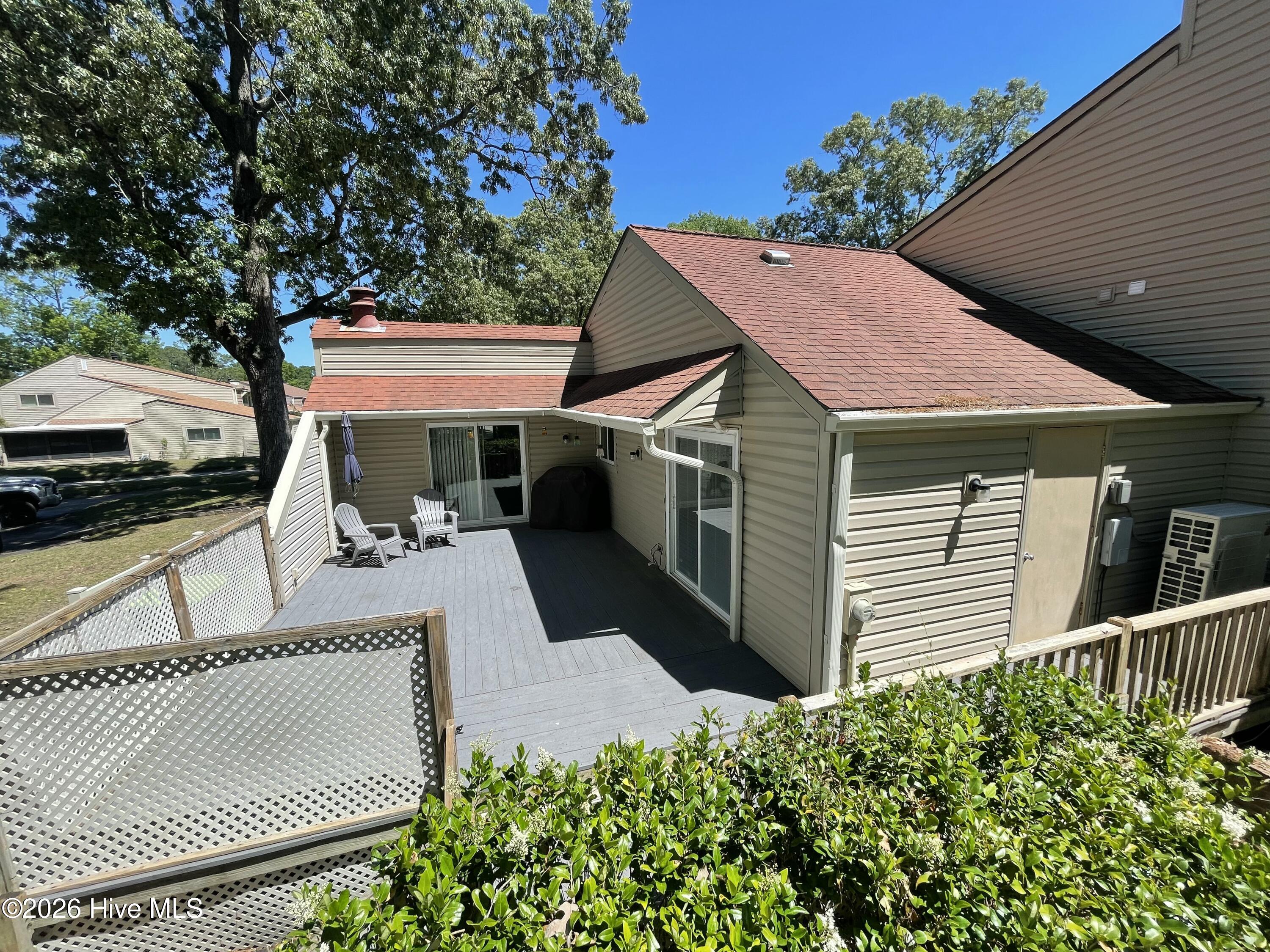 1 Quarterdeck Property Photo 10