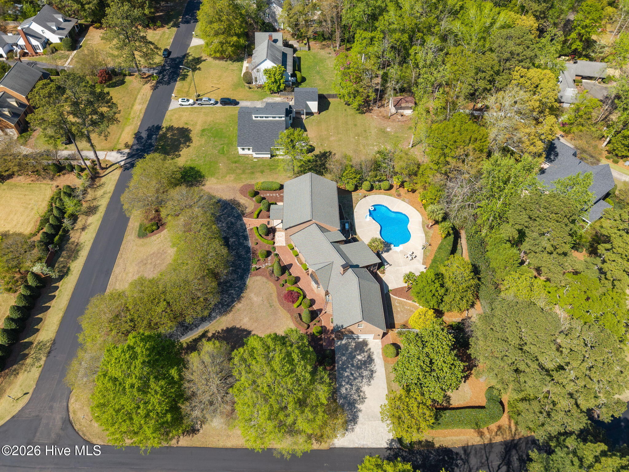 120 Robin Road Property Photo 9