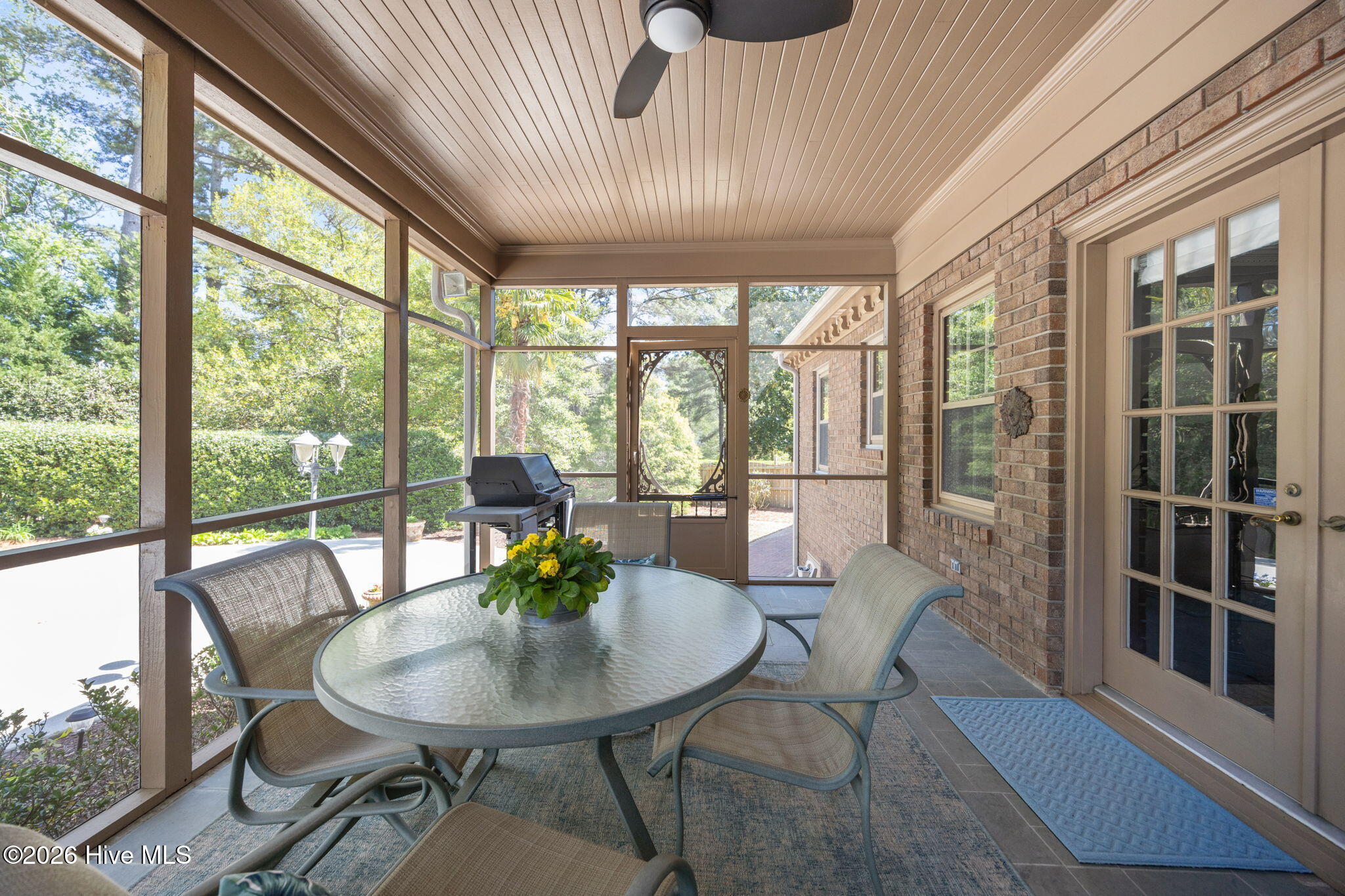 120 Robin Road Property Photo 12