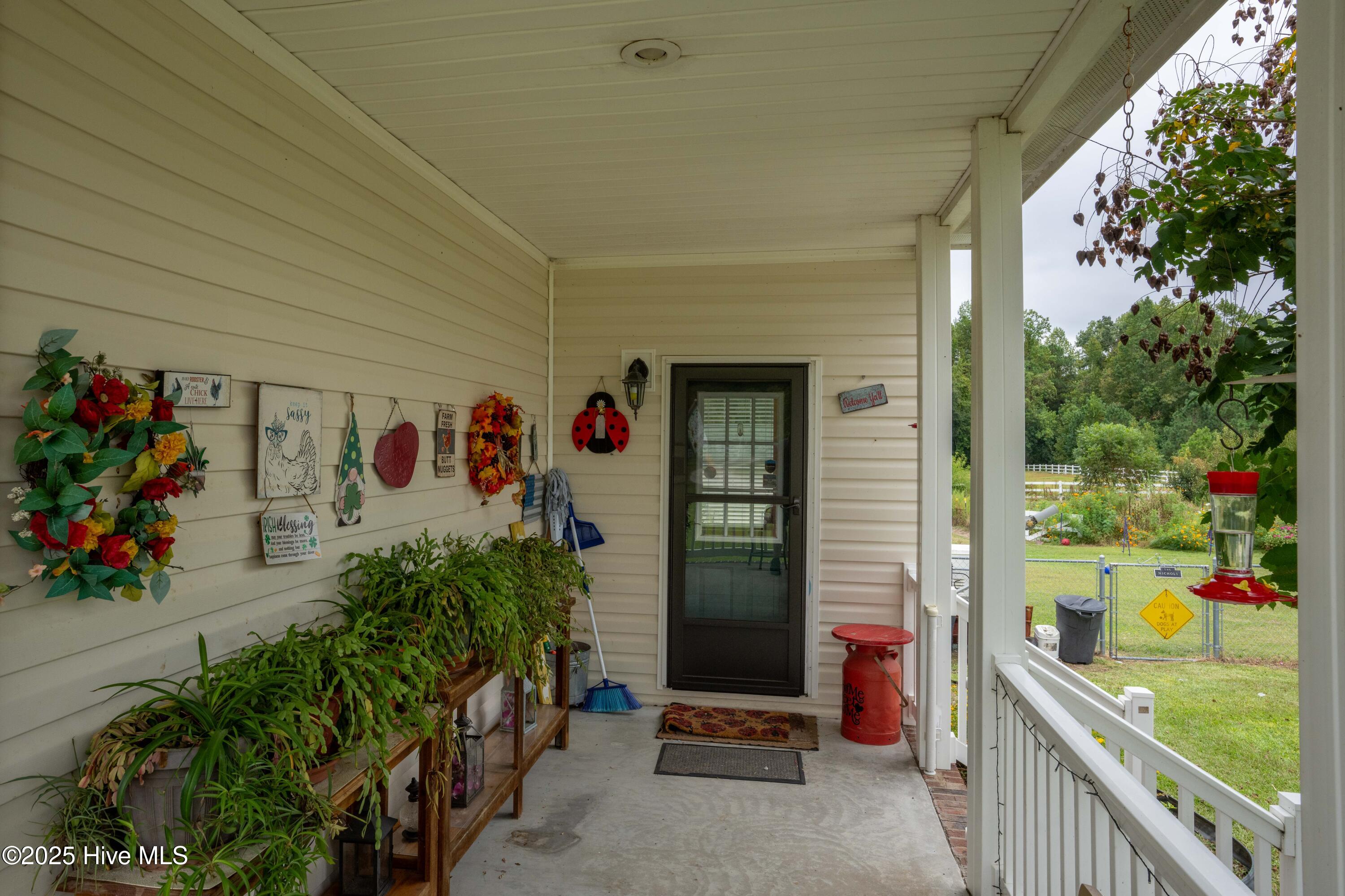 330 Boyd Lane Property Photo 8