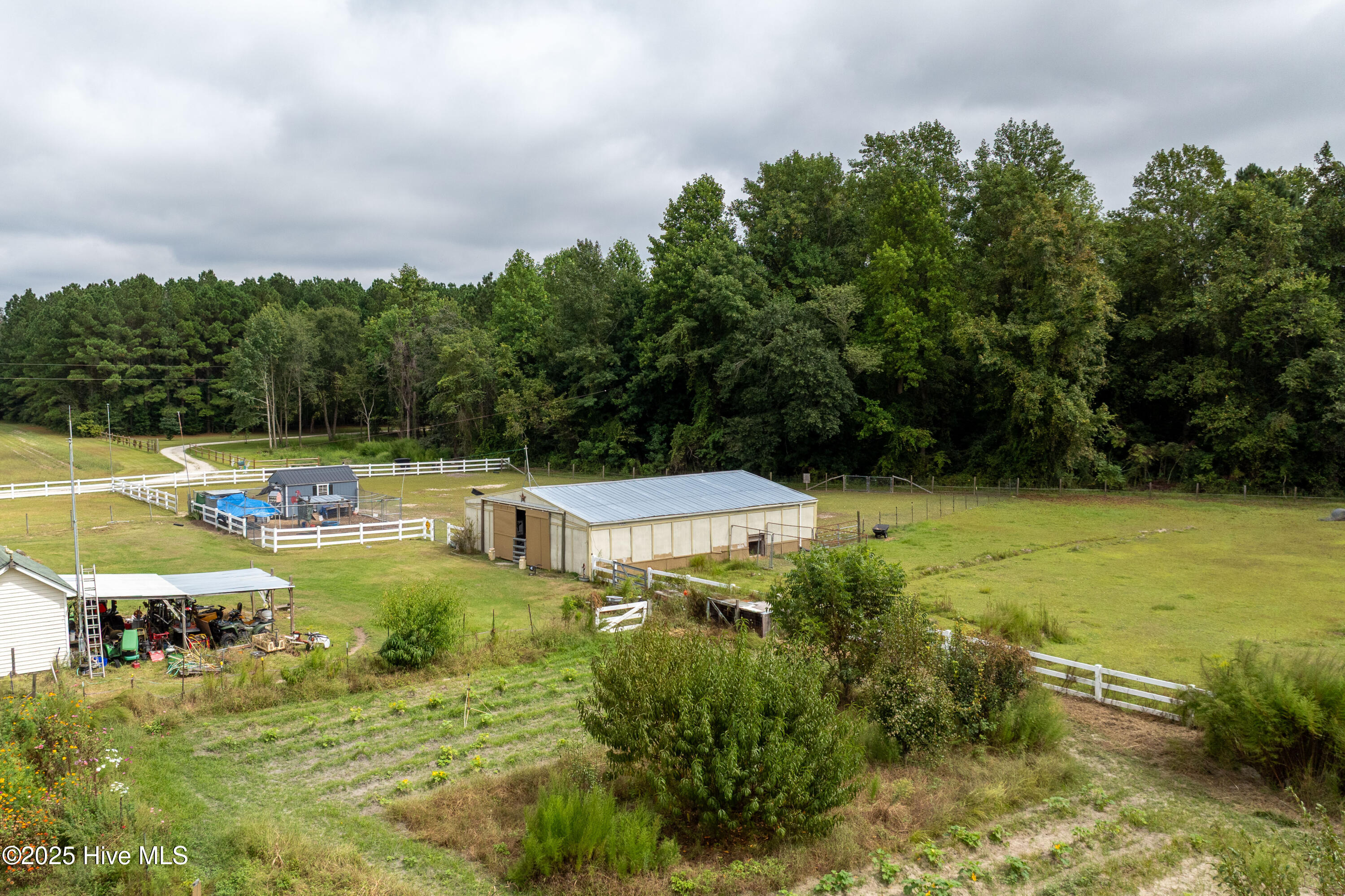 330 Boyd Lane Property Photo 12