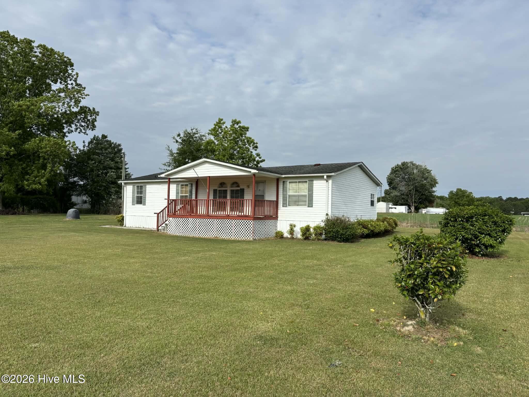 1996 Hallsboro Road S Property Photo 1