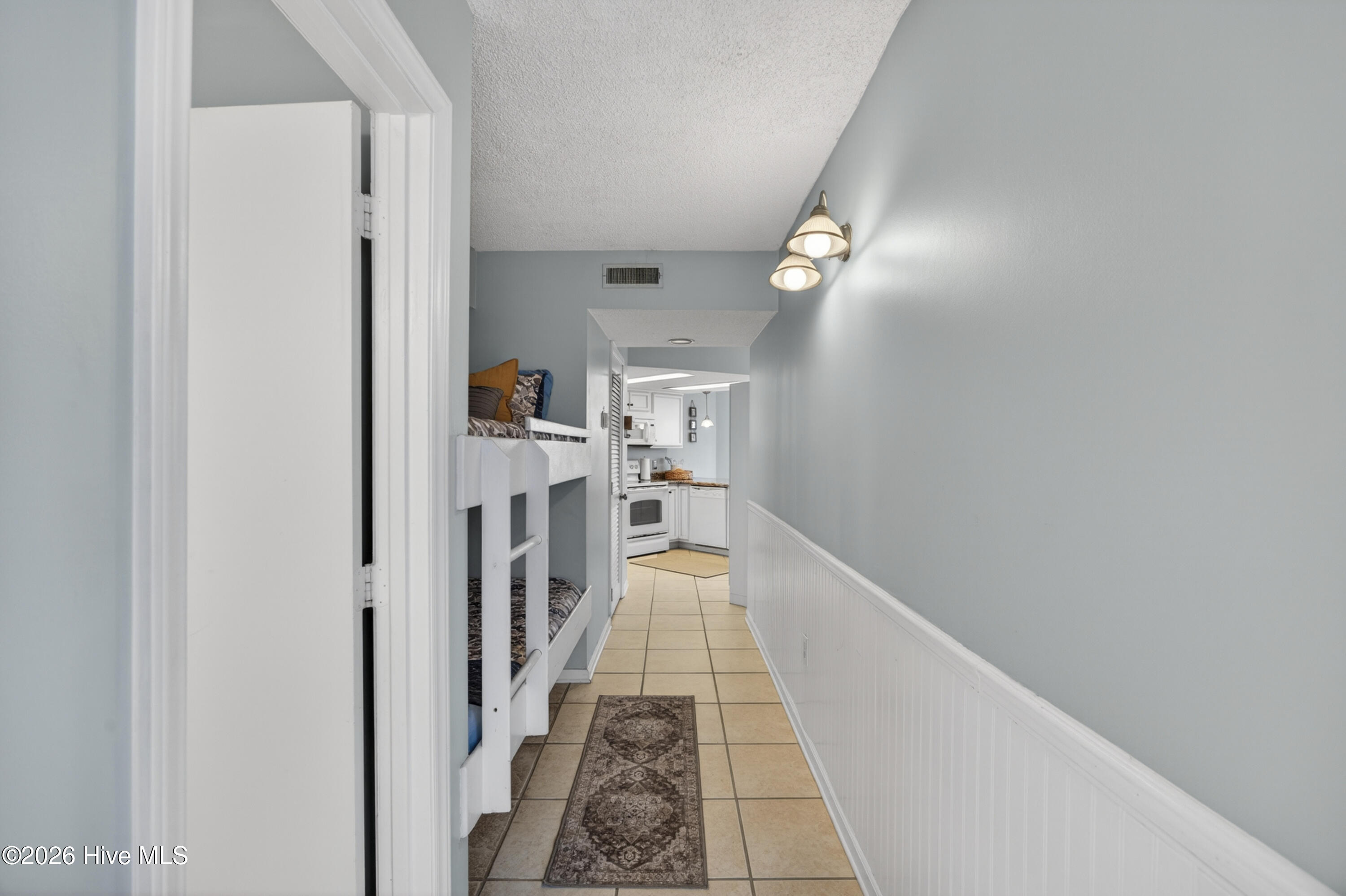 2000 New River Inlet Road 1201 Property Photo 2