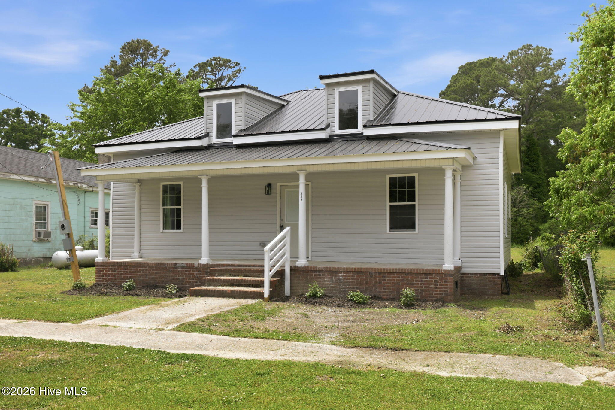 3775 James Street Property Photo 1